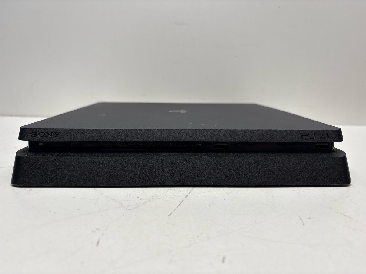 SONY PS4 – SYSTEM – CUH-2115B 500gb no controller (P28011599)