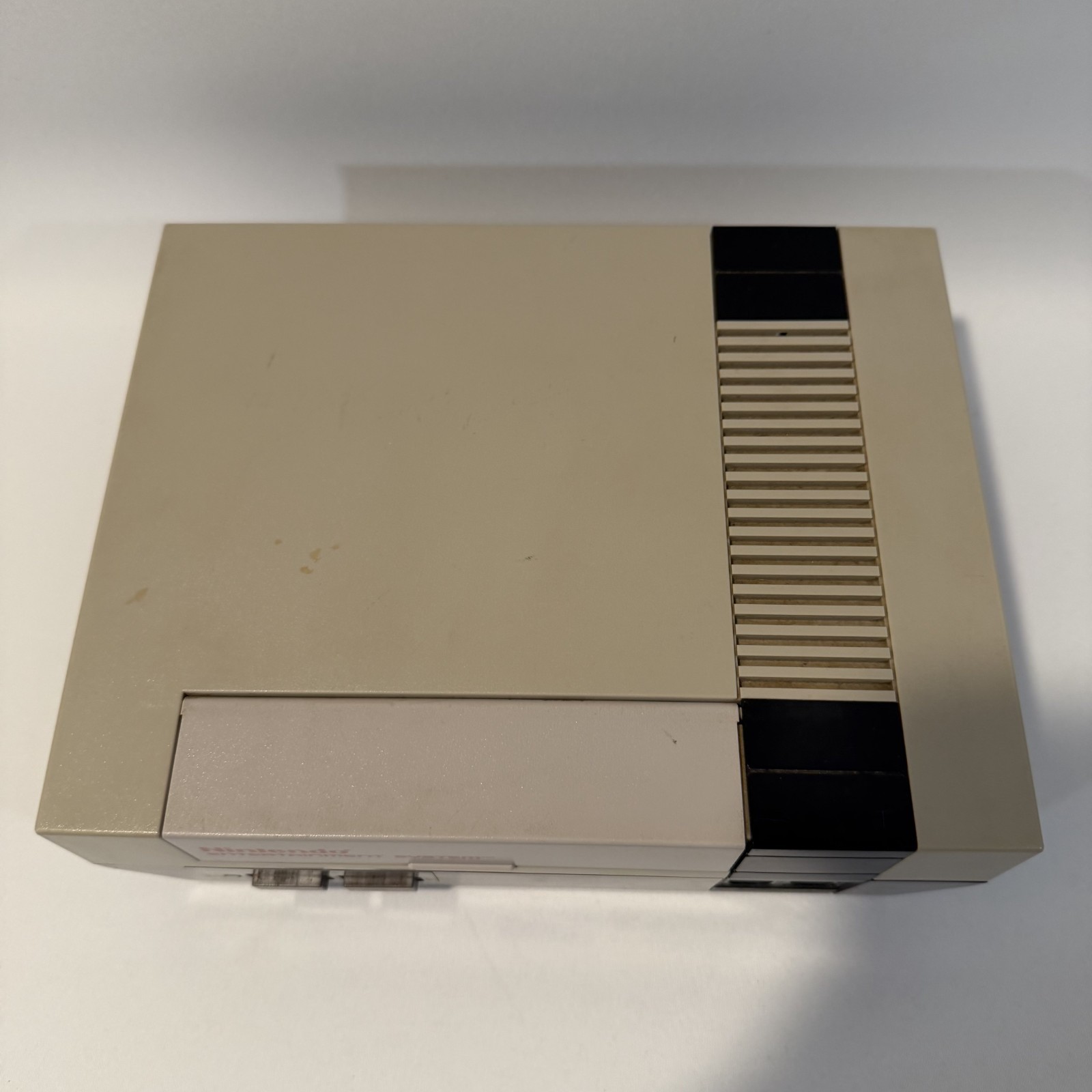 Nintendo Entertainment System NES Console For Parts Repair Red Blinking Light