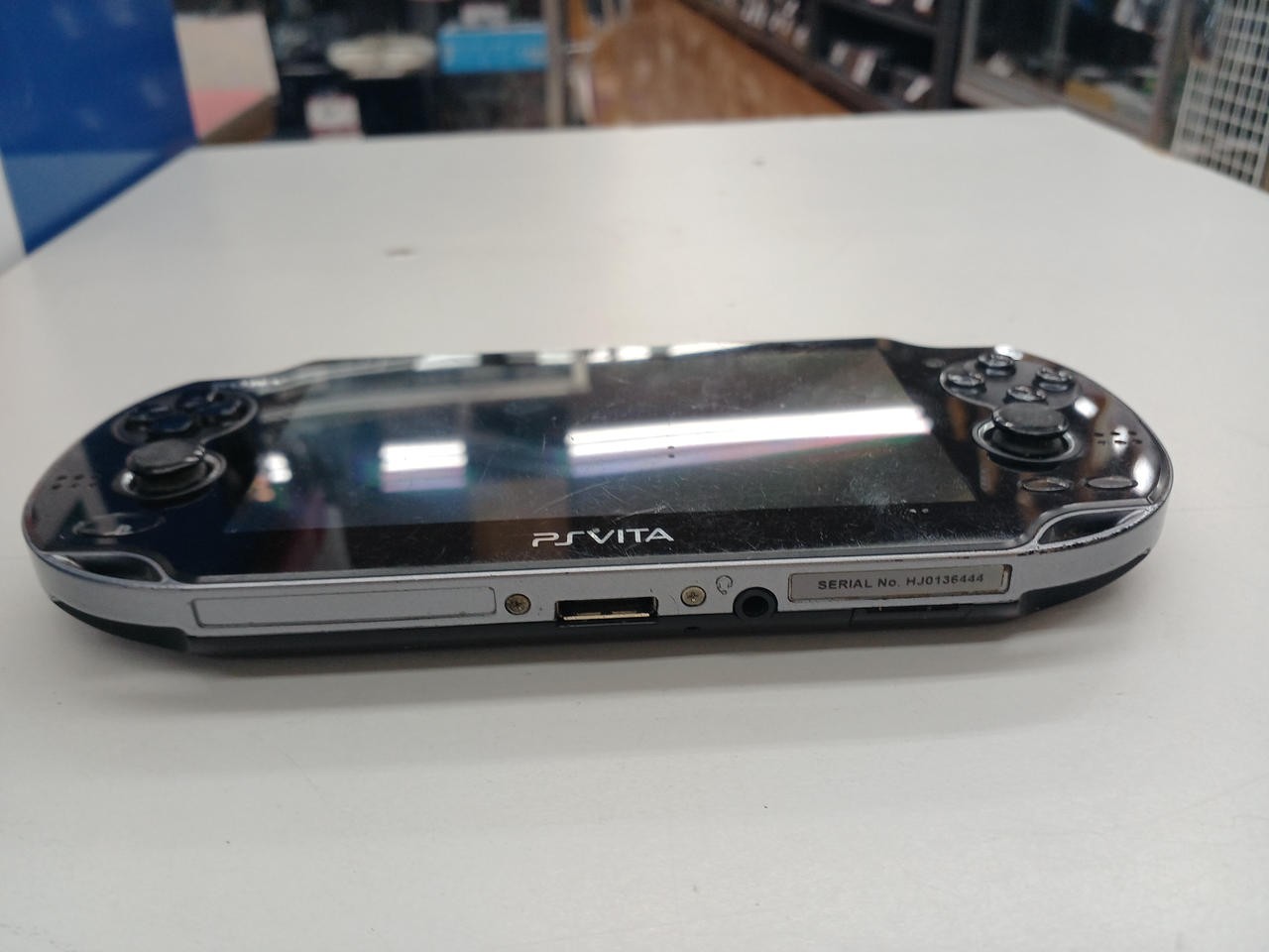 Sony PS Vita PCH-1000 ZA01 Handheld Console Black Used