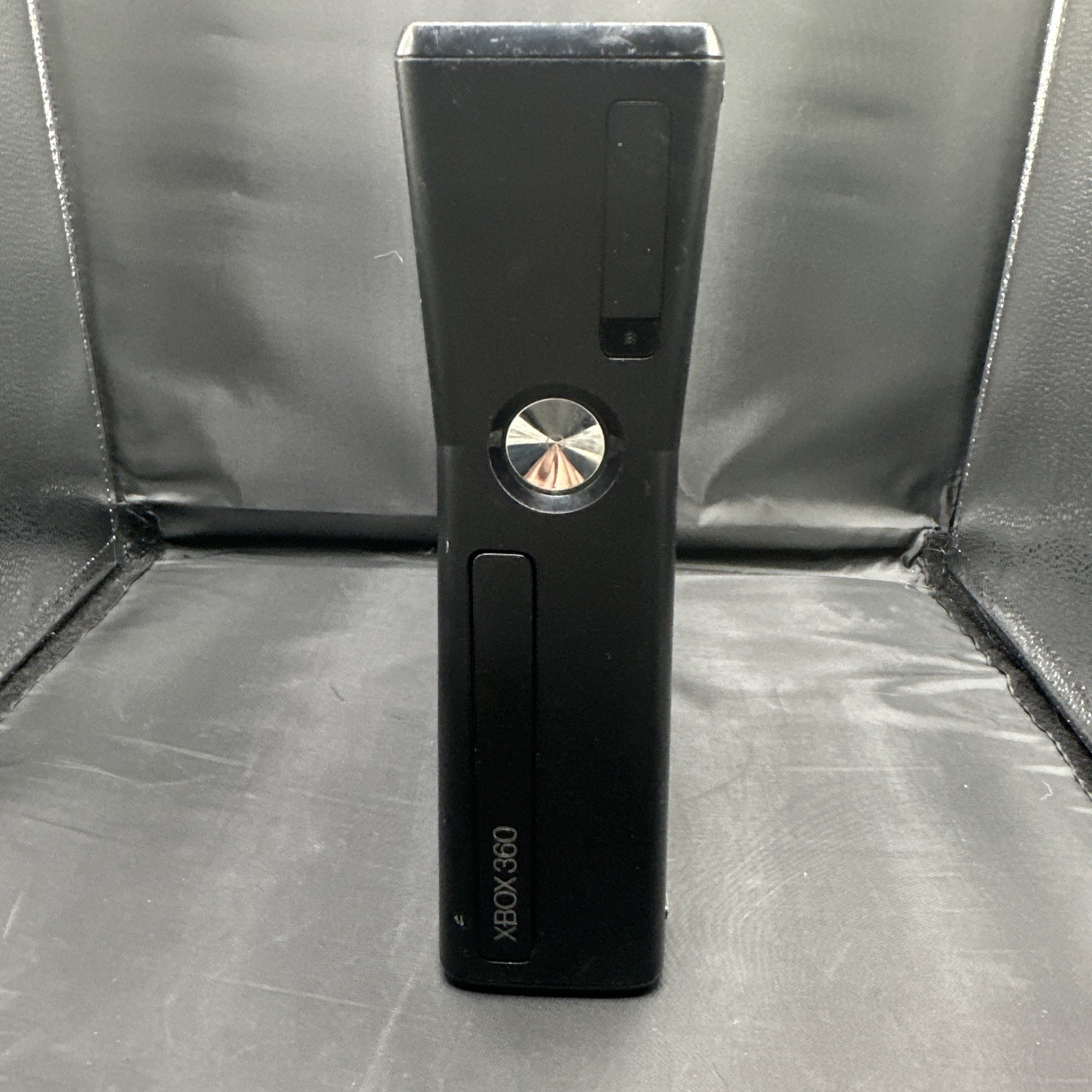 Microsoft Xbox 360 S Video Game Console Model 1439 Working