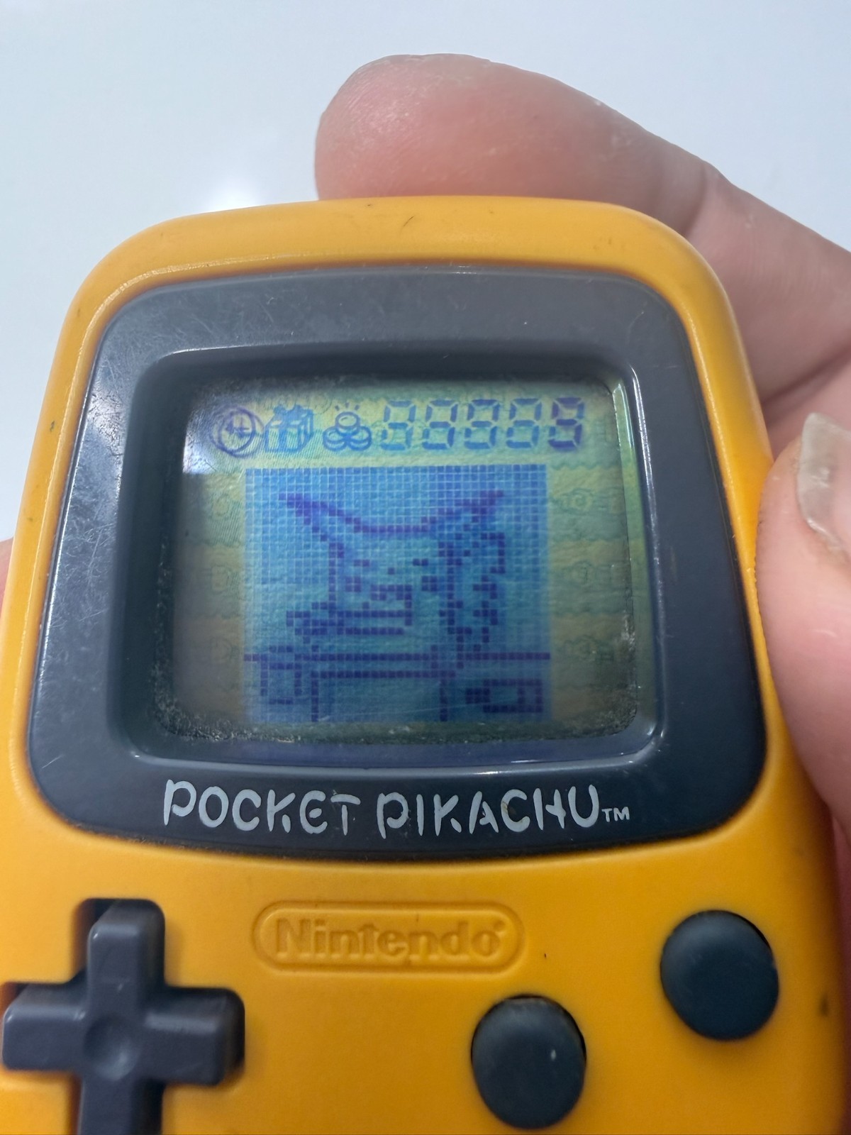 Nintendo Pokémon Pocket Pikachu 1998 Initial Edition Digital Pet Japan