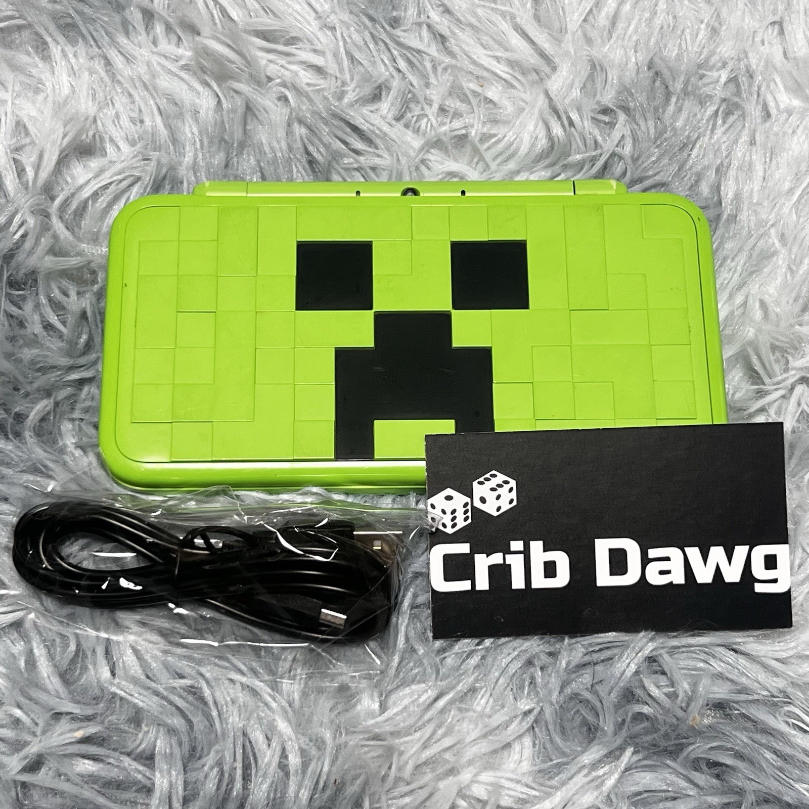 Minecraft Nintendo 2DS XL Creeper Edition Video Game Console (Japan)