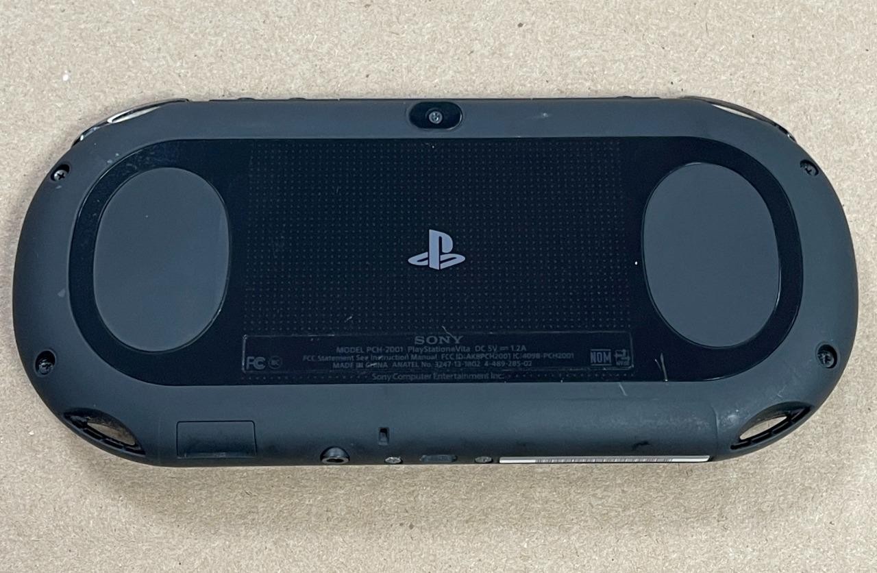 SONY PS VITA PCH-2001 HANDHELD GAMING CONSOLE SYSTEM BLACK- USED.