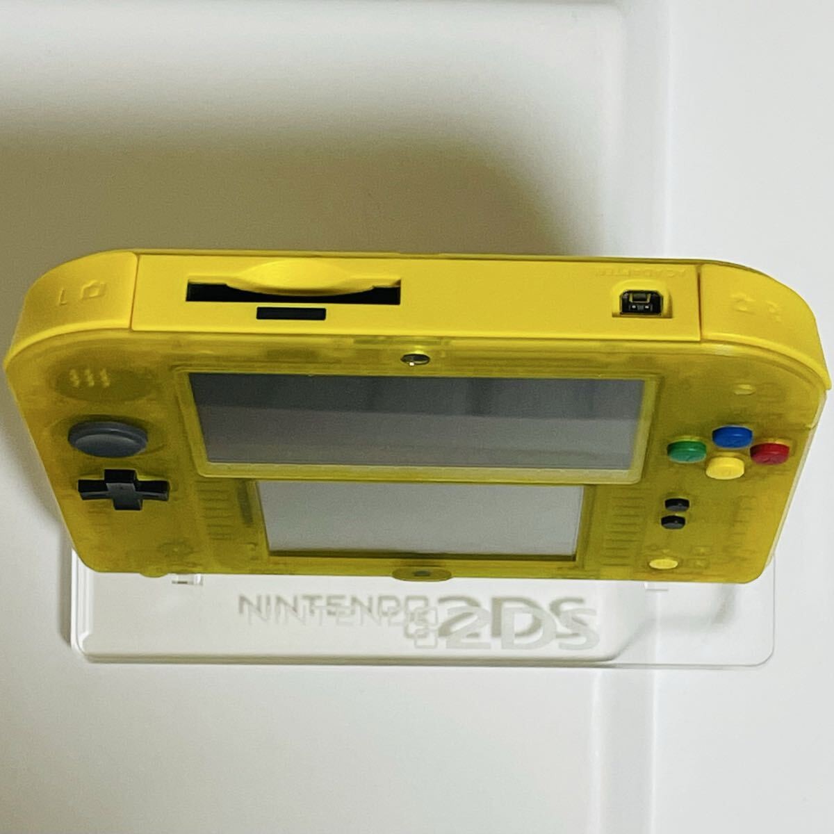 Nintendo 2DS Clear Yellow Pikachu Limited Edition Console w/Charger