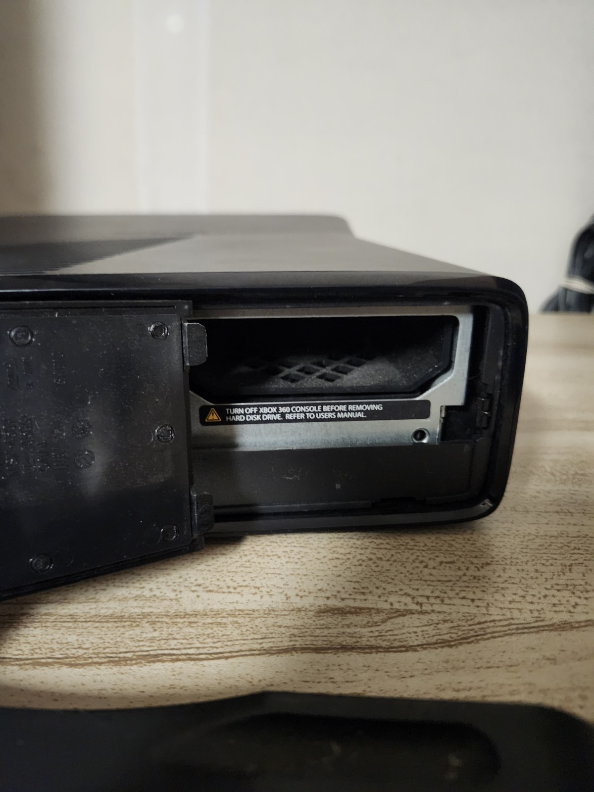 Microsoft Xbox 360 S Console Only – Black (1439) No HD/Cords For Parts Or Repair