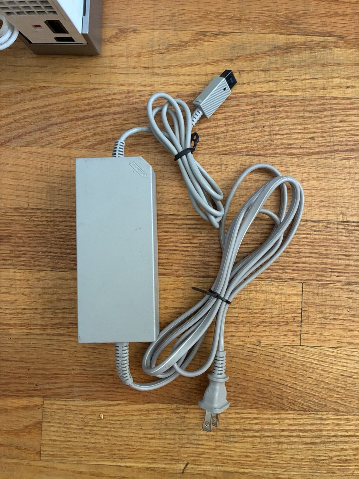Nintendo Wii RVL-001 512 MB Home Console – Complete OEM Bundle