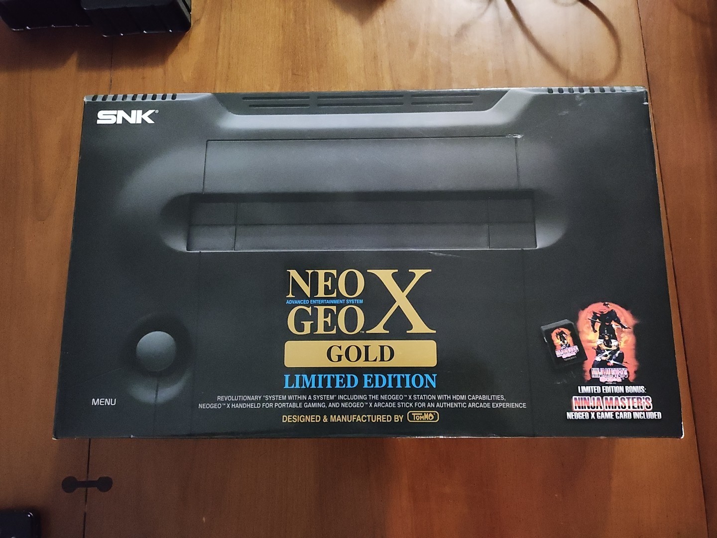 SNK NEO GEO X GOLD LIMITED EDITION CONSOLE + NINJA MASTERS + SECOND CONTROLLER