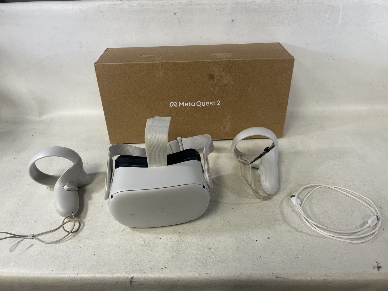 OCULUS META QUEST 2 KW49CM VIRTUAL REALITY CONSOLE