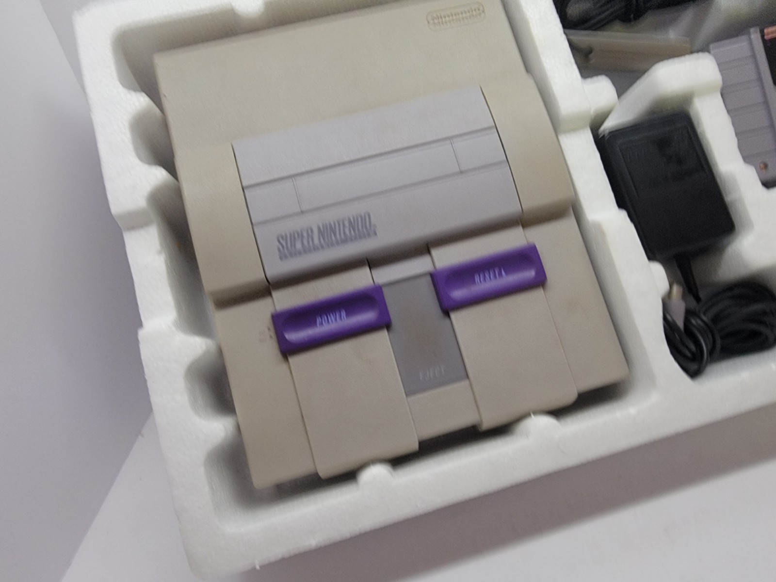 Nintendo Super NES Super Set Console Super Mario World/Mario All Stars in Box