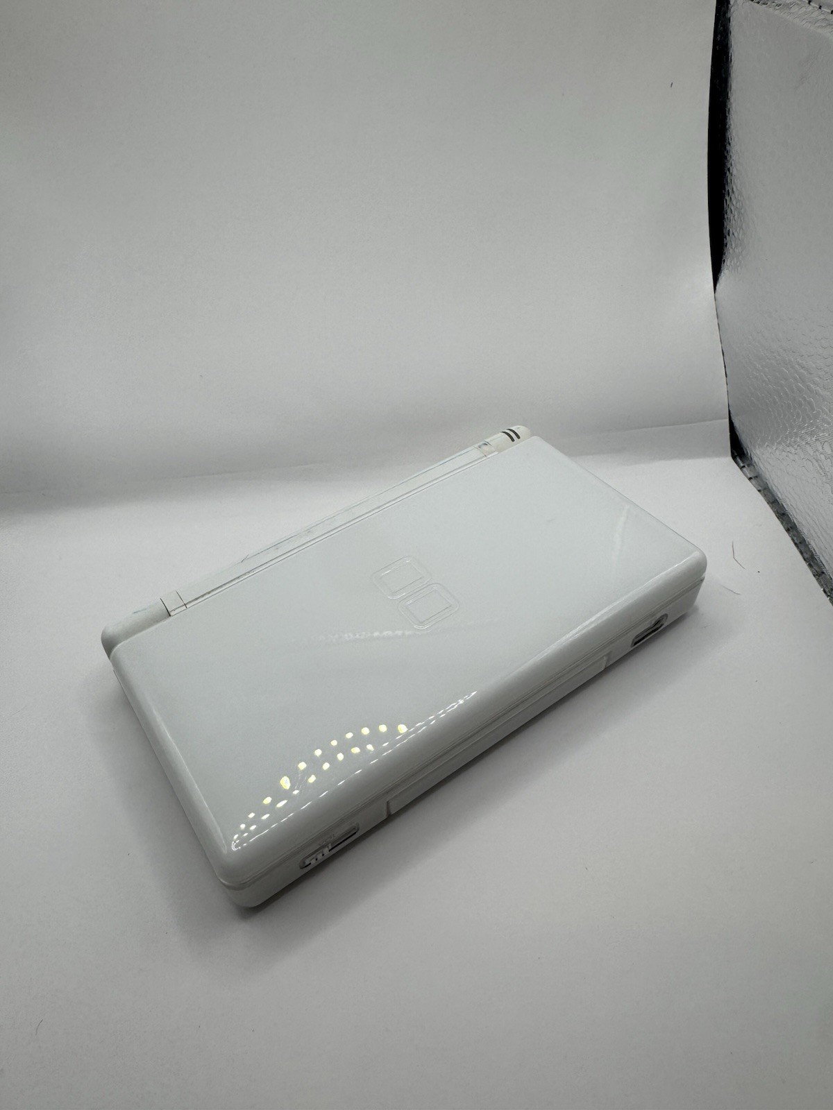 US Nintendo DS Lite Handheld Console Polar White Tested/Working W/ Box & Manual