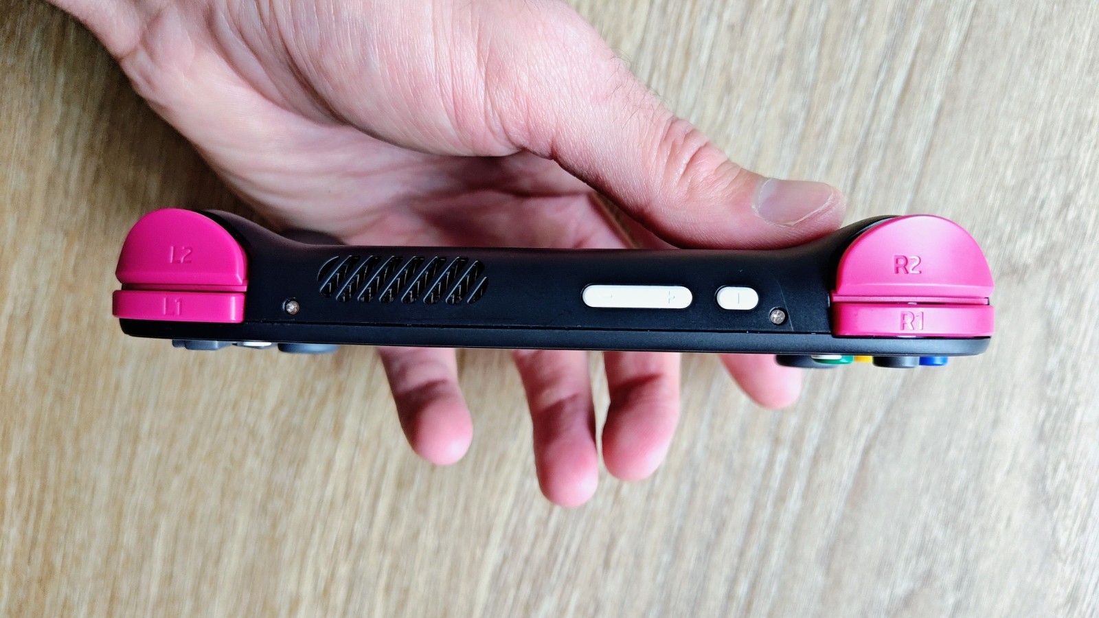 Retroid Pocket Mini w/ V2 Screen + 256GB microSD, Clipshield + Orig Screen/Shell