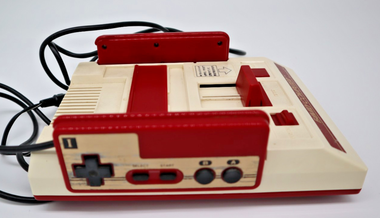 Nintendo Famicom Console HVC-002 with AC Adapter & RF Switch Tested Working