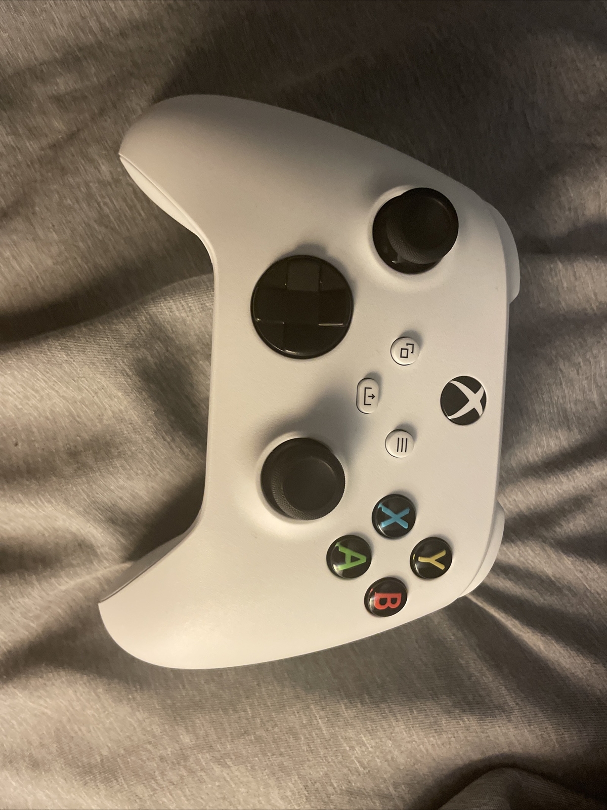 Microsoft Xbox One with Kinect 500GB Black Console – 7UV-00077