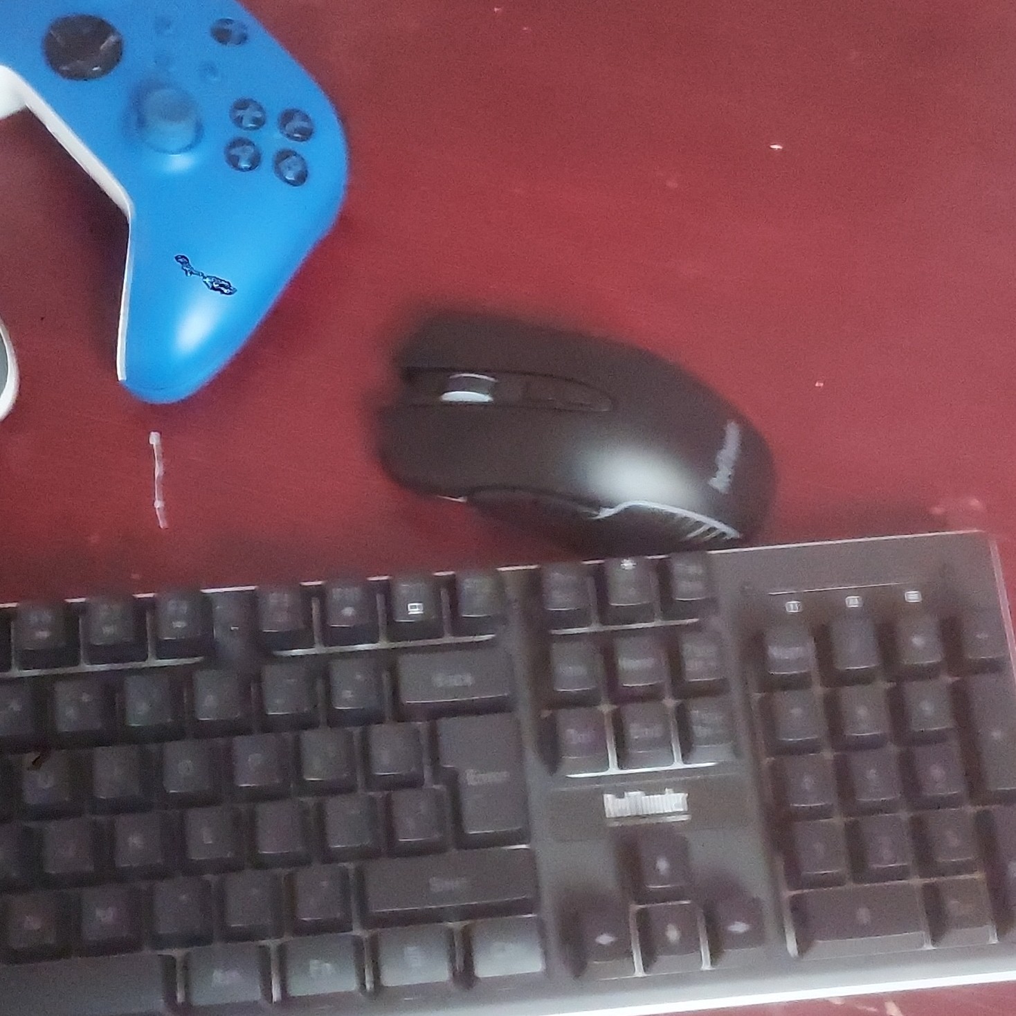 Console + 2 Series controllers 1drift+Bluetooth keyboard/mouse combo+small TV
