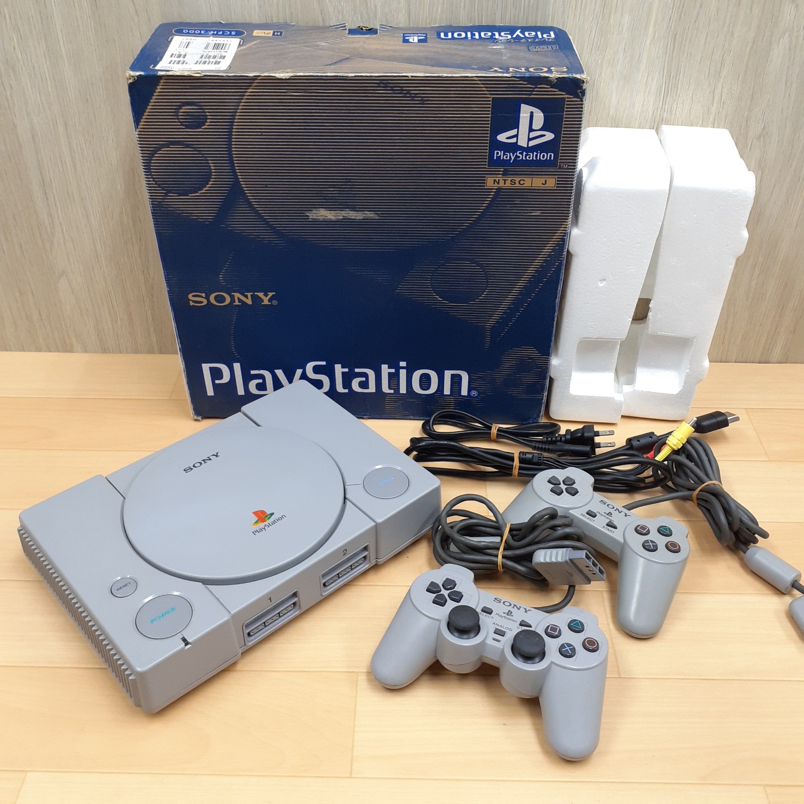 Sony PS1 Console SCPH-3000 Model in BOX Playstation 1 with 2 Controllers Japan