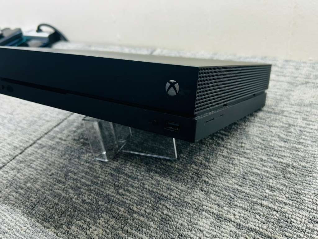 Xbox One X 1787 1TB Console Only 4K Tested Microsoft Black – 737995
