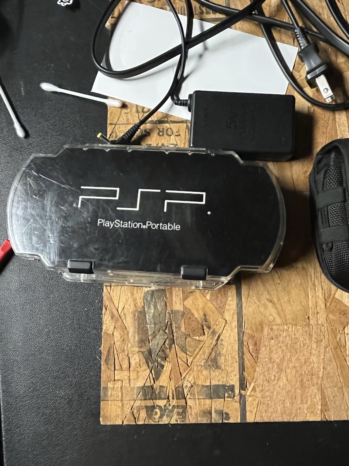 Sony PSP 2000 Silver Console Bundle OEM Charger Memory Card Cases Tested