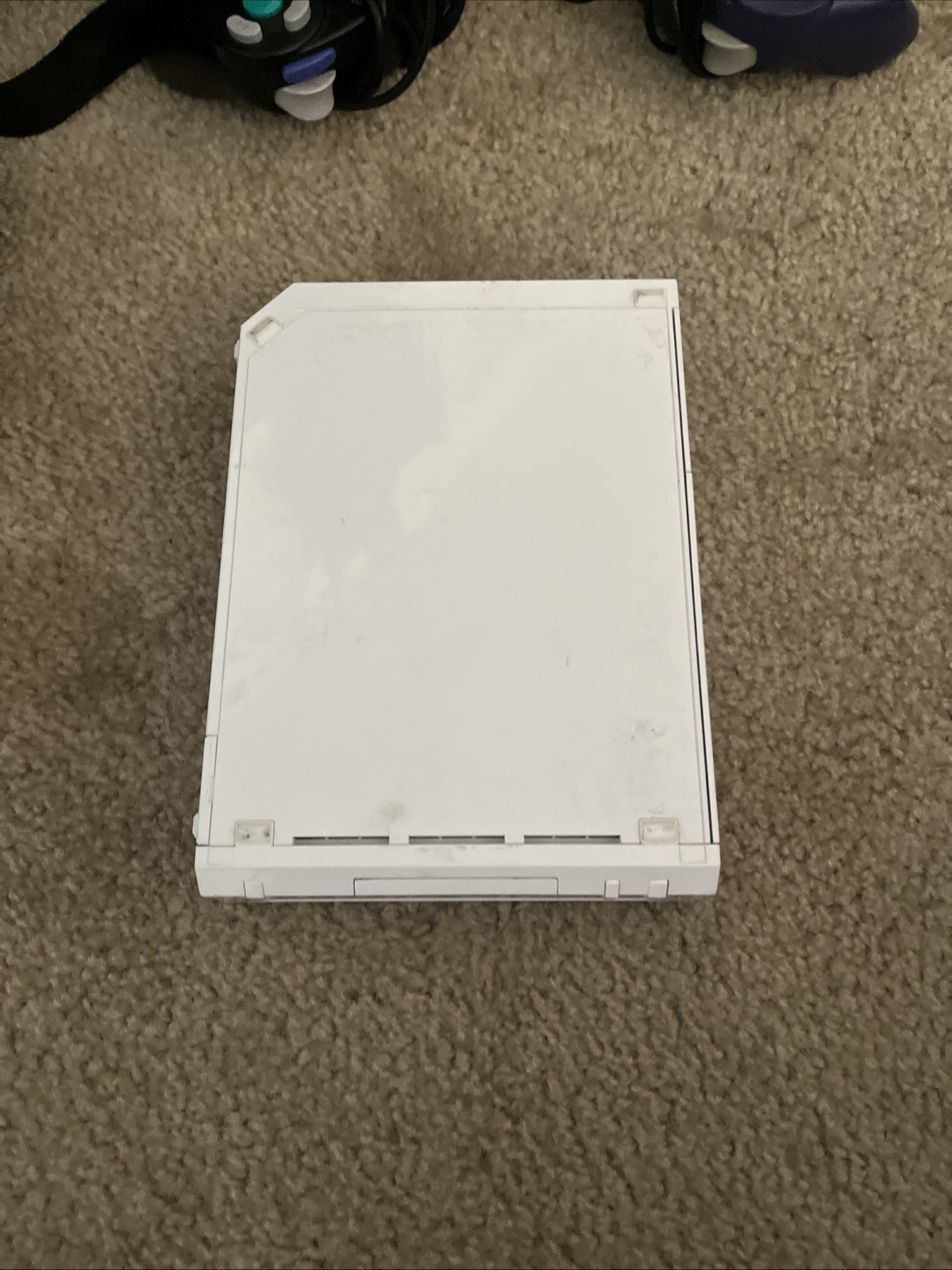 nintendo wii console only WORKS PERFECT. WITH COVERS. CLEAN WHITE
