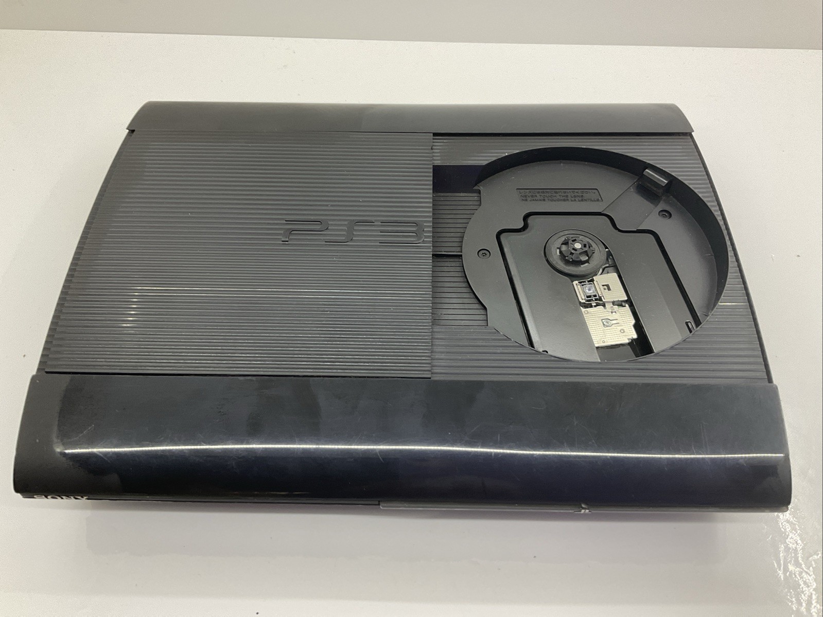 Sony PlayStation 3 PS3 Super Slim CECH-4201c Console only READ