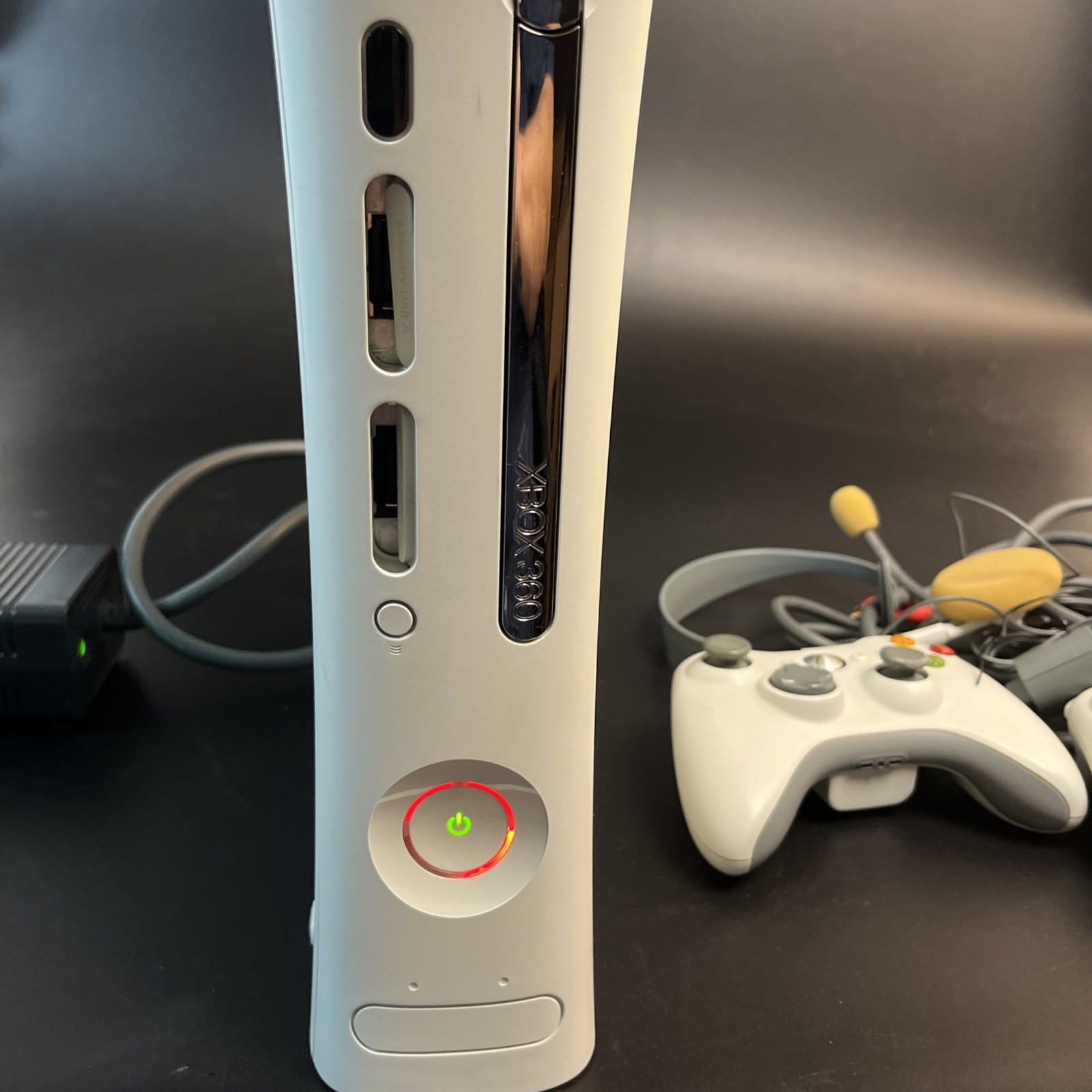 Xbox 360 White Console Controller & 12 Game Bundle Cords 20GB HDD