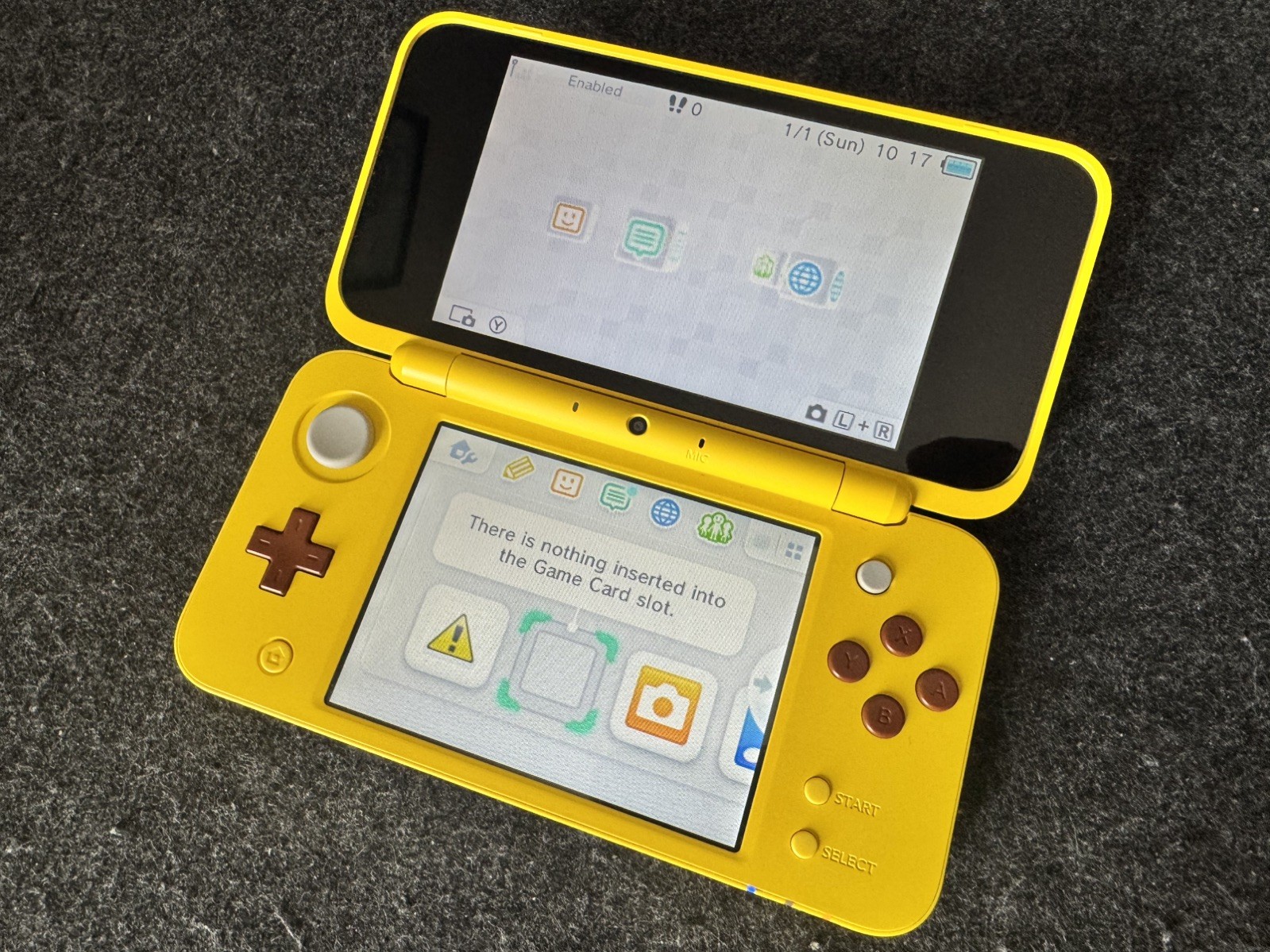 Nintendo New 2DS XL Pikachu Edition US Model W Charger Stylus