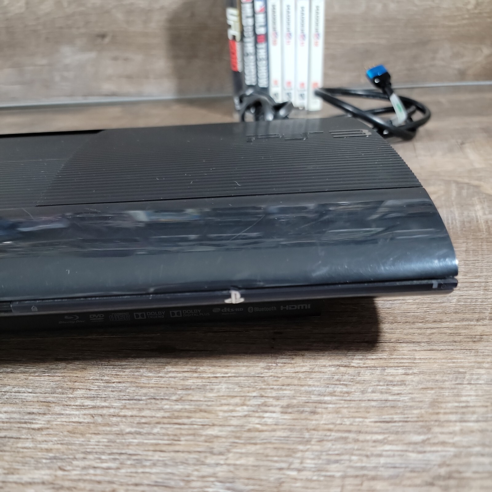 Sony PlayStation 3 Super Slim PS3 Console CECH-4001B Bundle WORKS No controllers