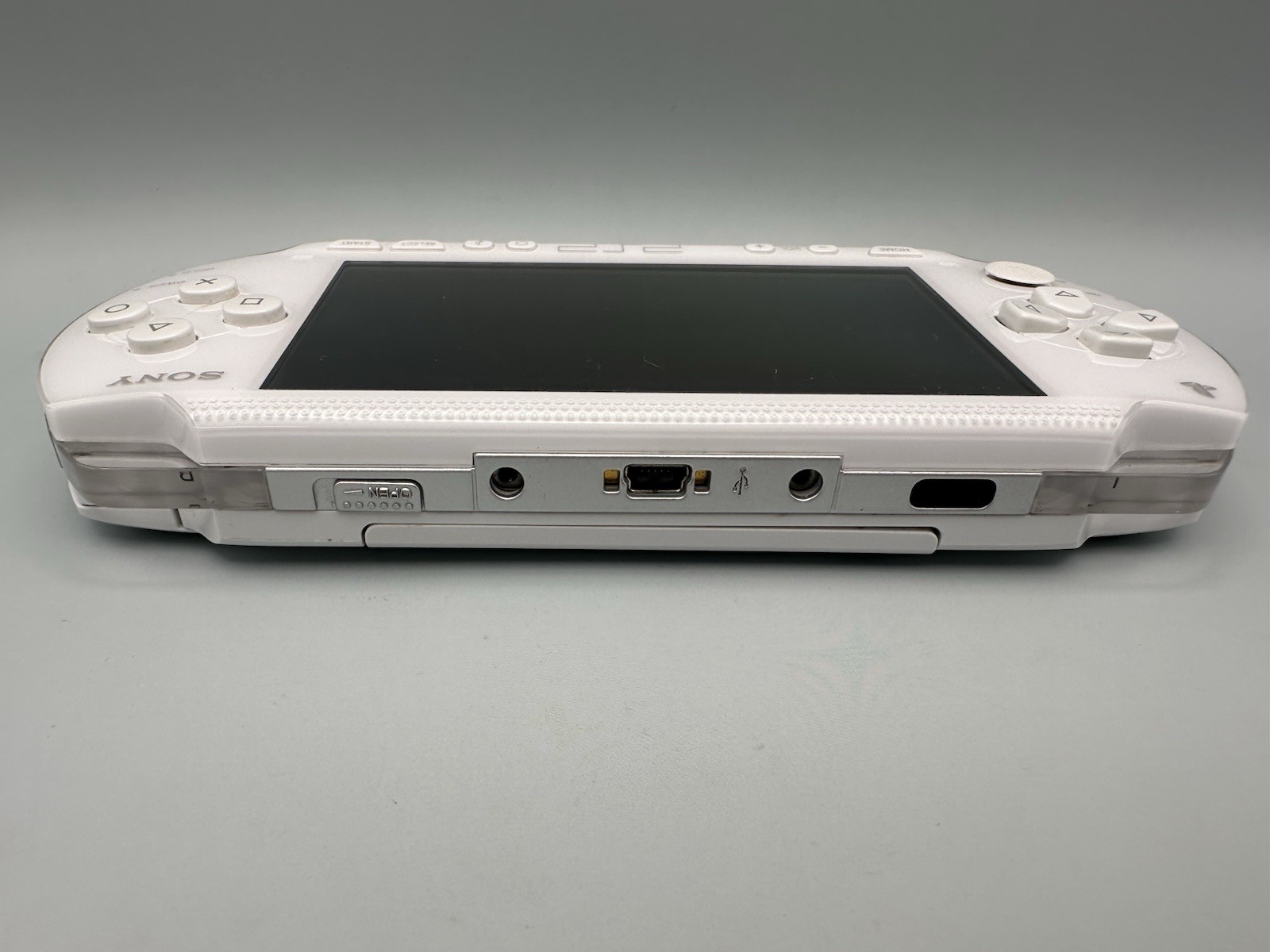 Sony PSP 1000 Ceramic White Console Region Free JP + new battery, charger