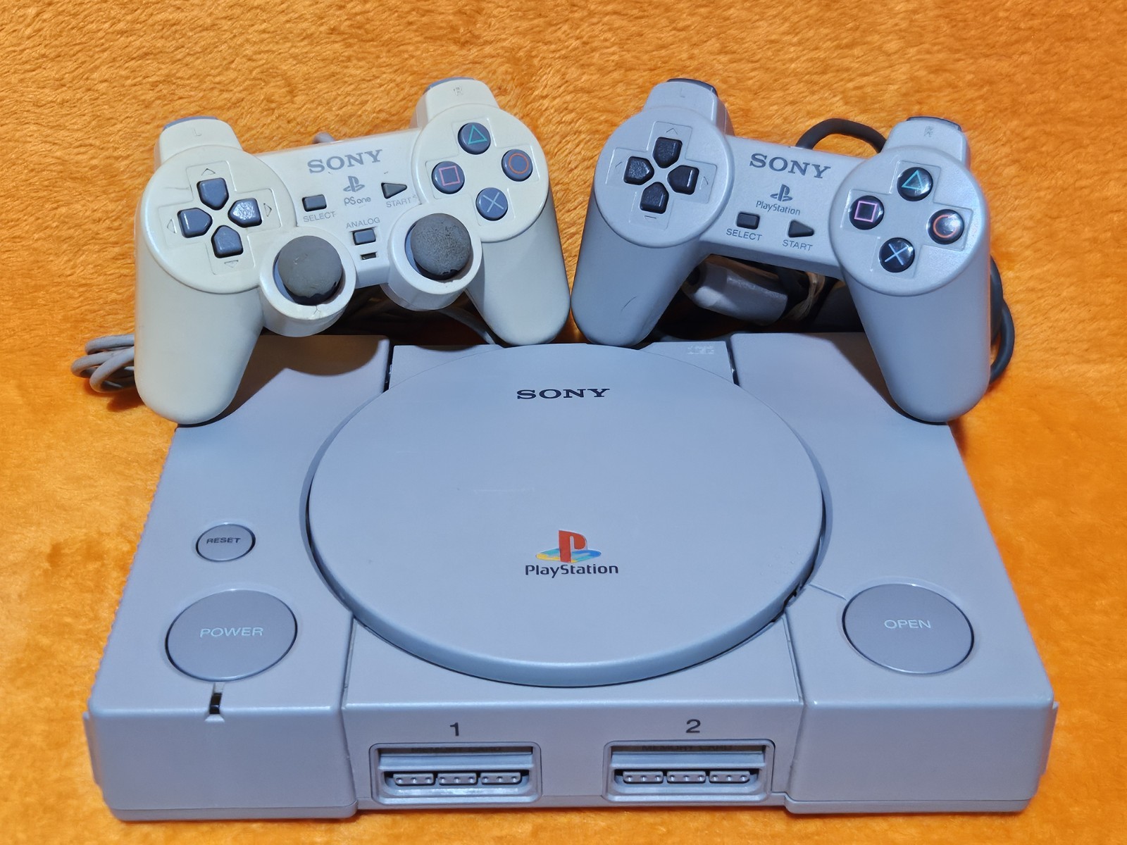 Sony PlayStation 1 (PS1) Console w/ 2 Sony Controllers + Memory Card & Cords!!!