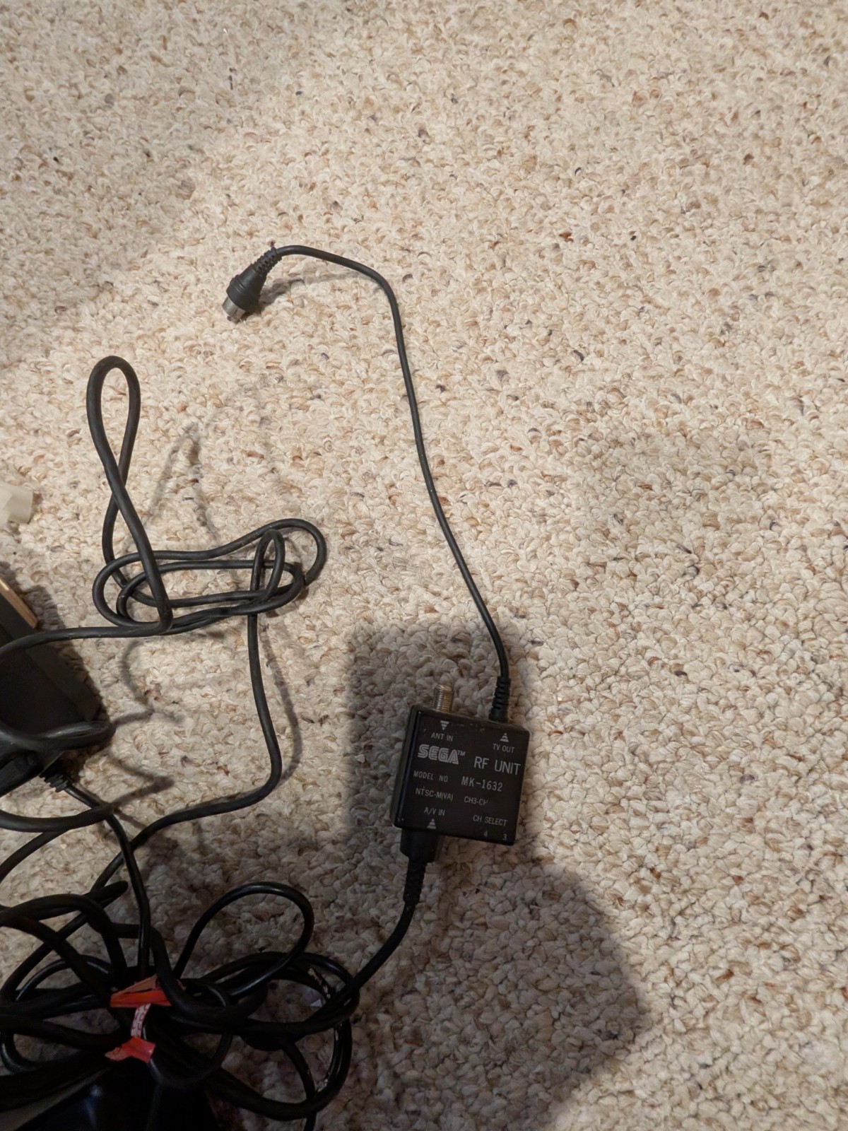 Sega Genesis Model 2 With Bonus A.t Games Genesis Unit.