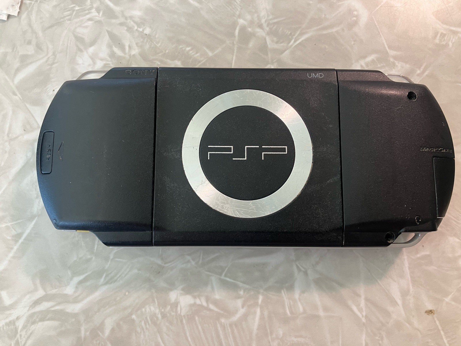 Sony PSP 1000 Portable With Charger 13 Games Tested Working