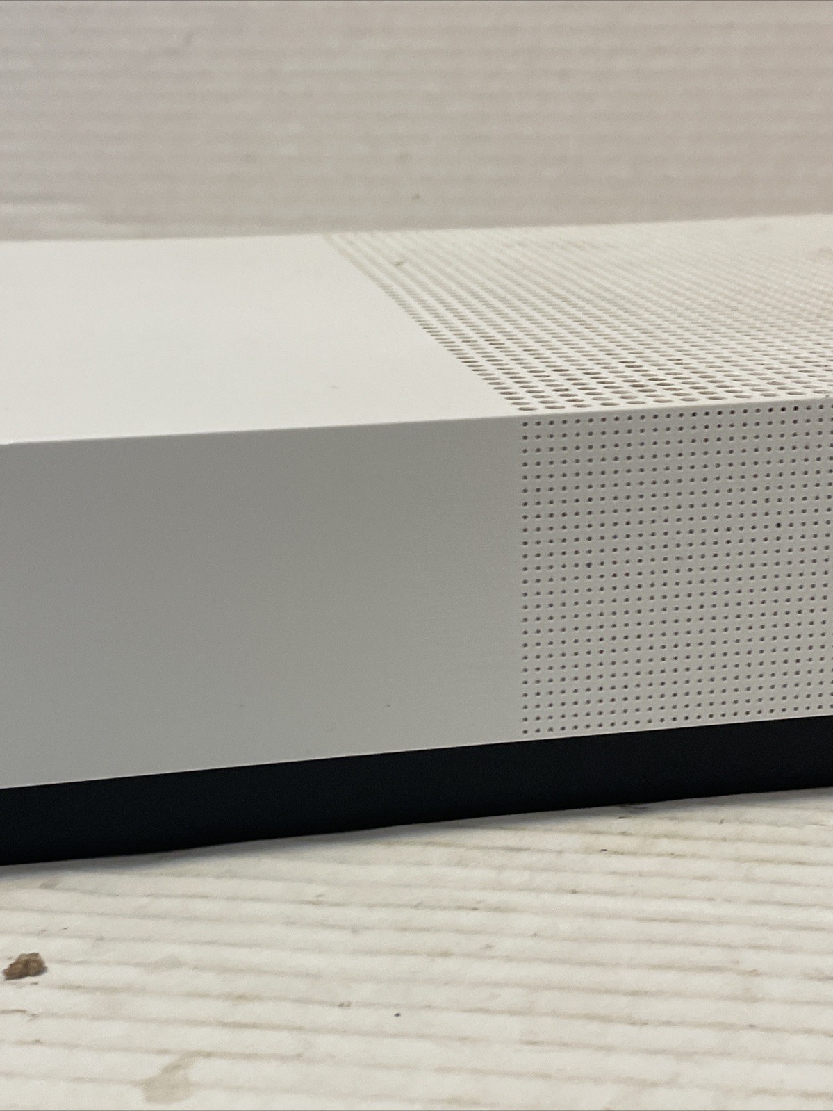 Xbox One S All Digital Edition 1681 White for Parts No Chords