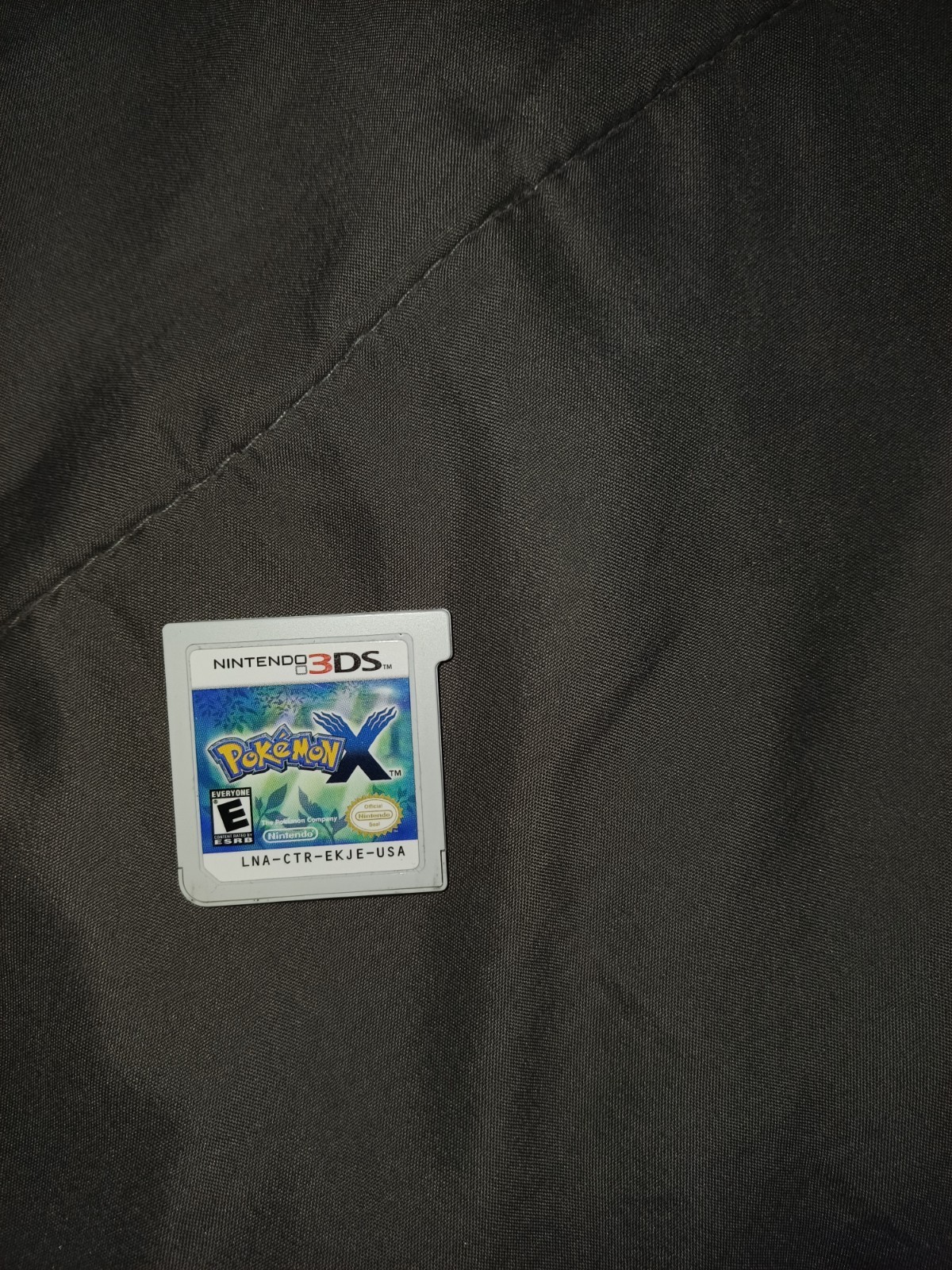 Nintendo 3DS XL “The Legend of Zelda: A Link Between Worlds” Edition Console