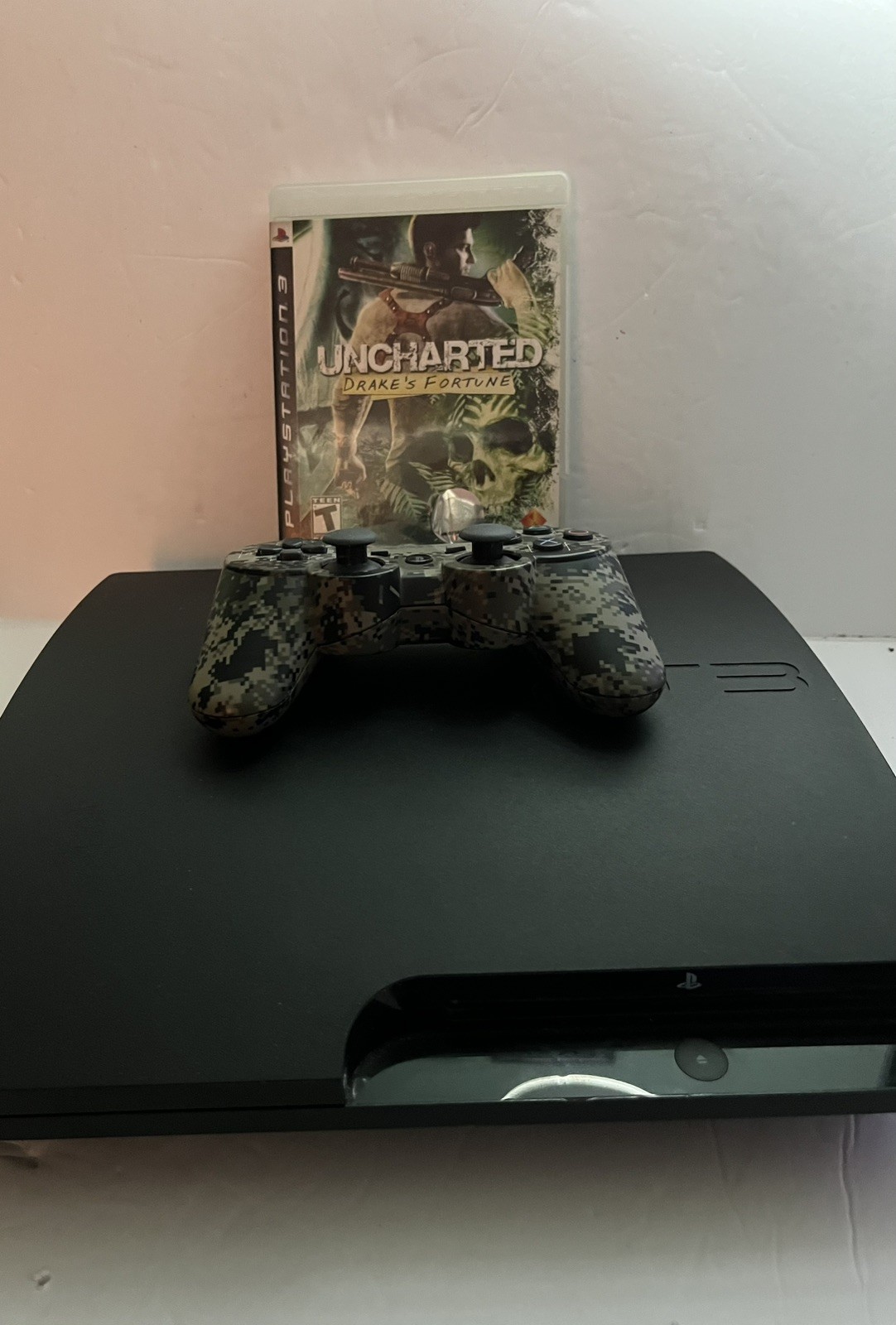 Sony PlayStation PS3 Slim Console CECH-3001A + Controller 150 GB And Game