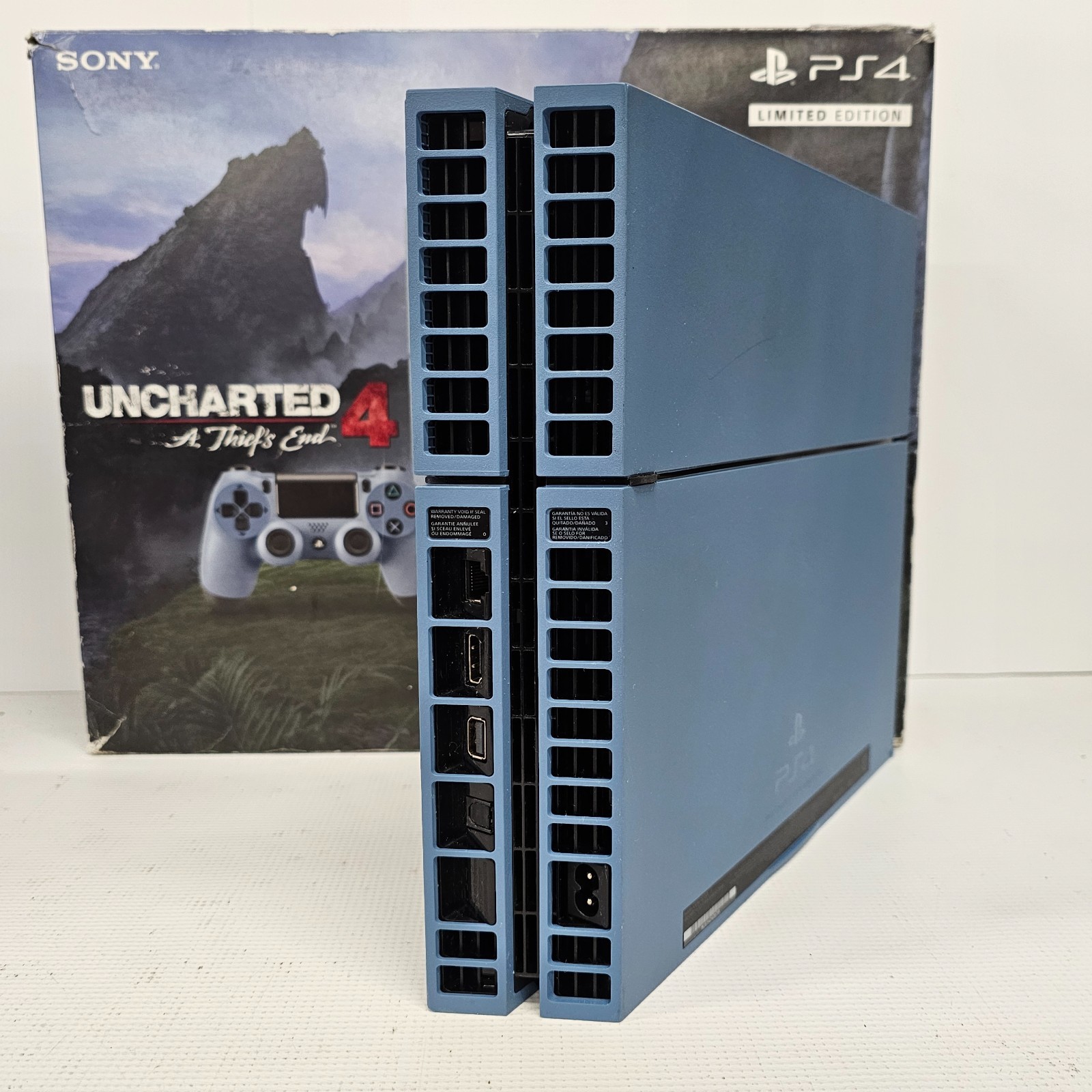 Sony PlayStation 4: Uncharted SE 10.01 500GB CUH-1215A Console + SE Cont. (read)