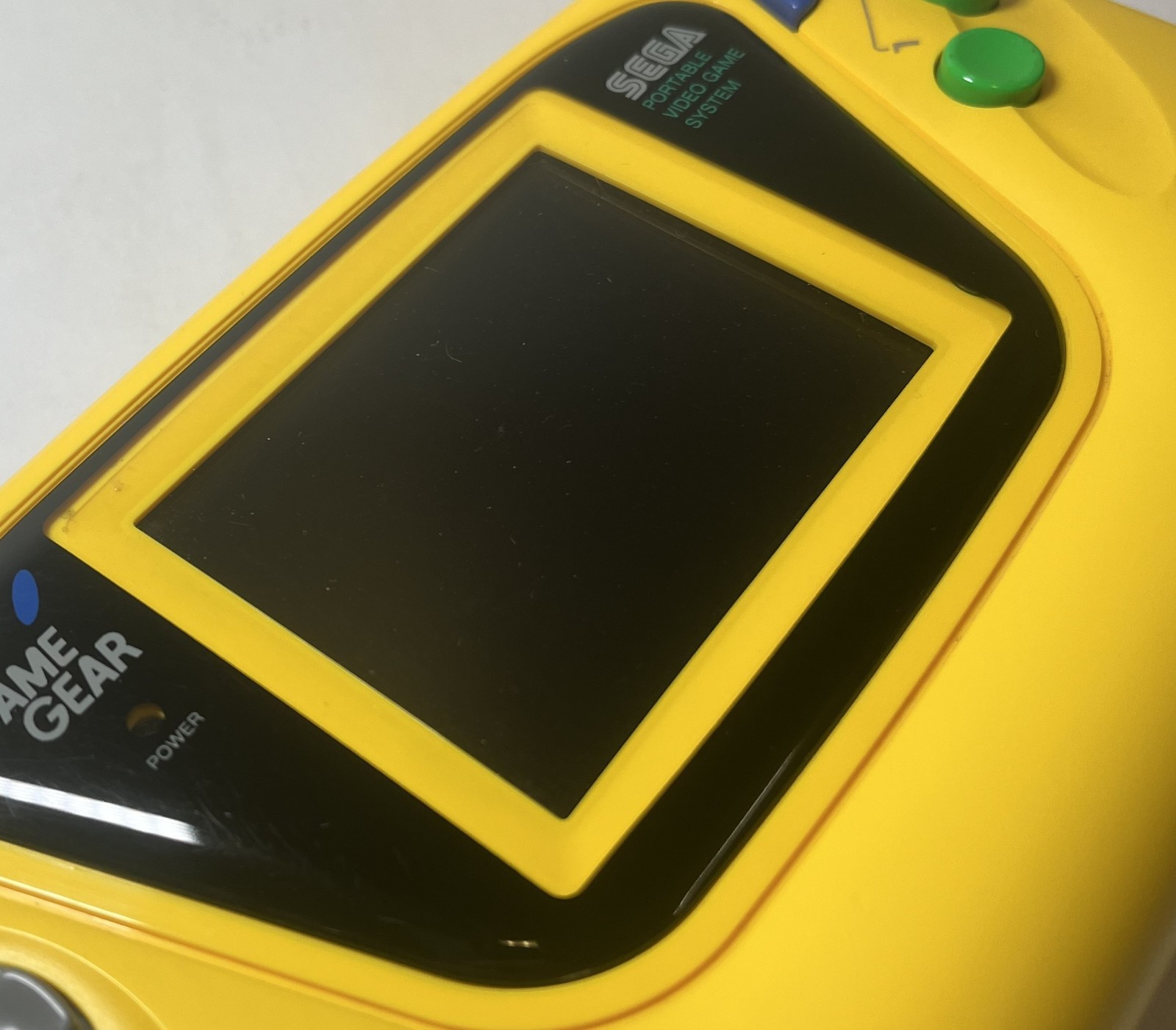 SEGA GAME GEAR HGG-3210 YELLOW EDITION NTSC-J REGION FREE CONSOLE