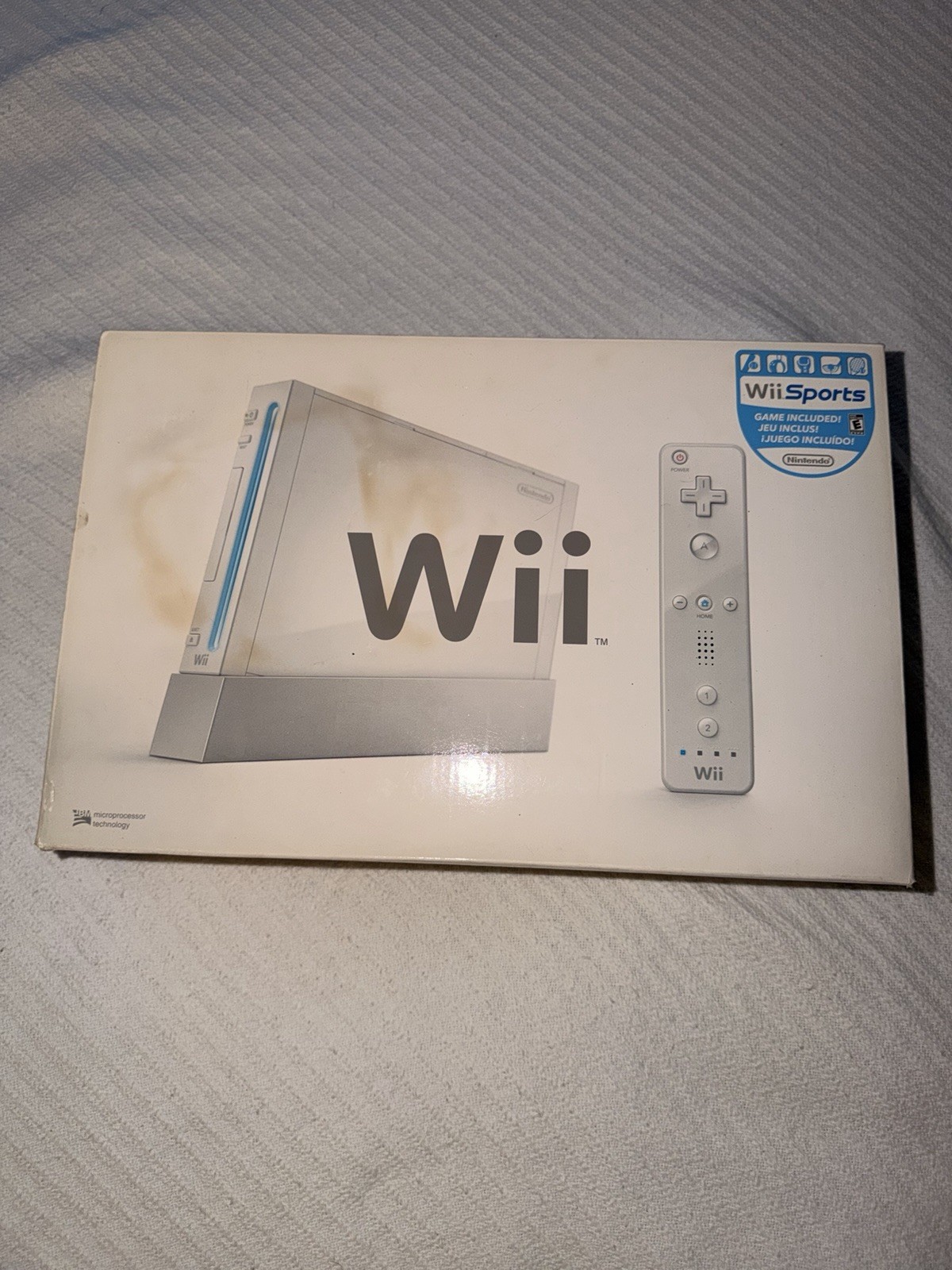 Nintendo Wii Sports RVL-001 White Console Motion Control Wii Sports Bundle
