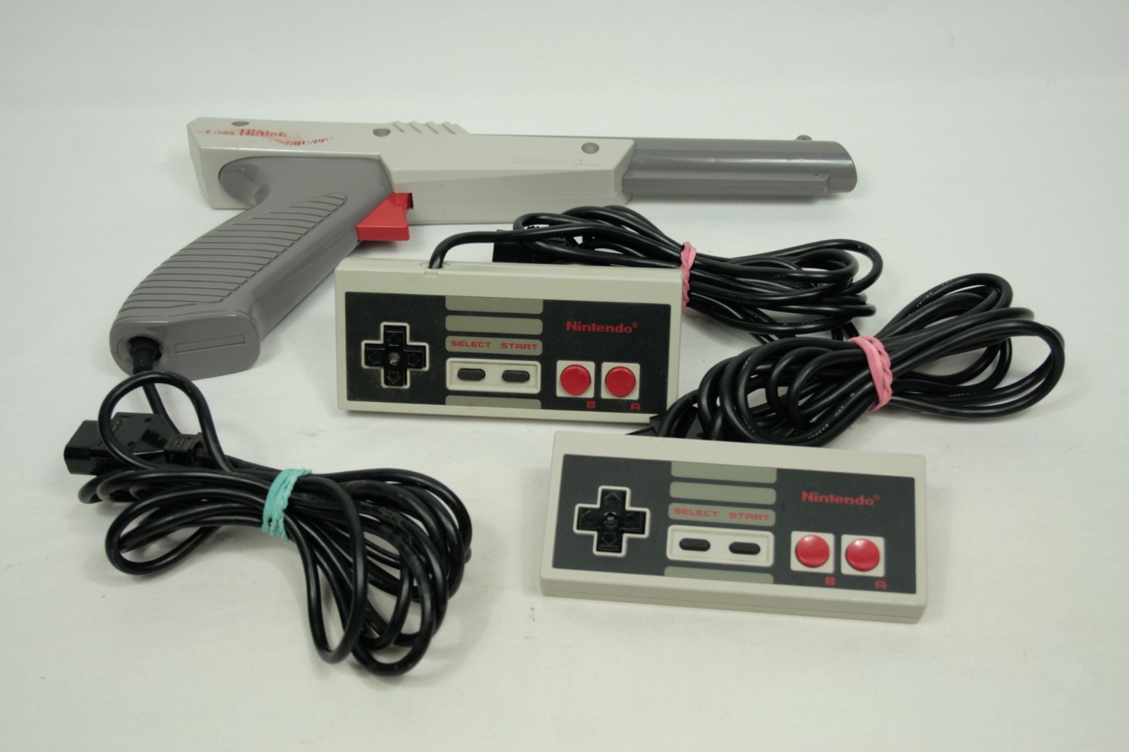 Nintendo NES Console Original Bundle Super Mario Bros Duck Hunt Bundle Zapper 2