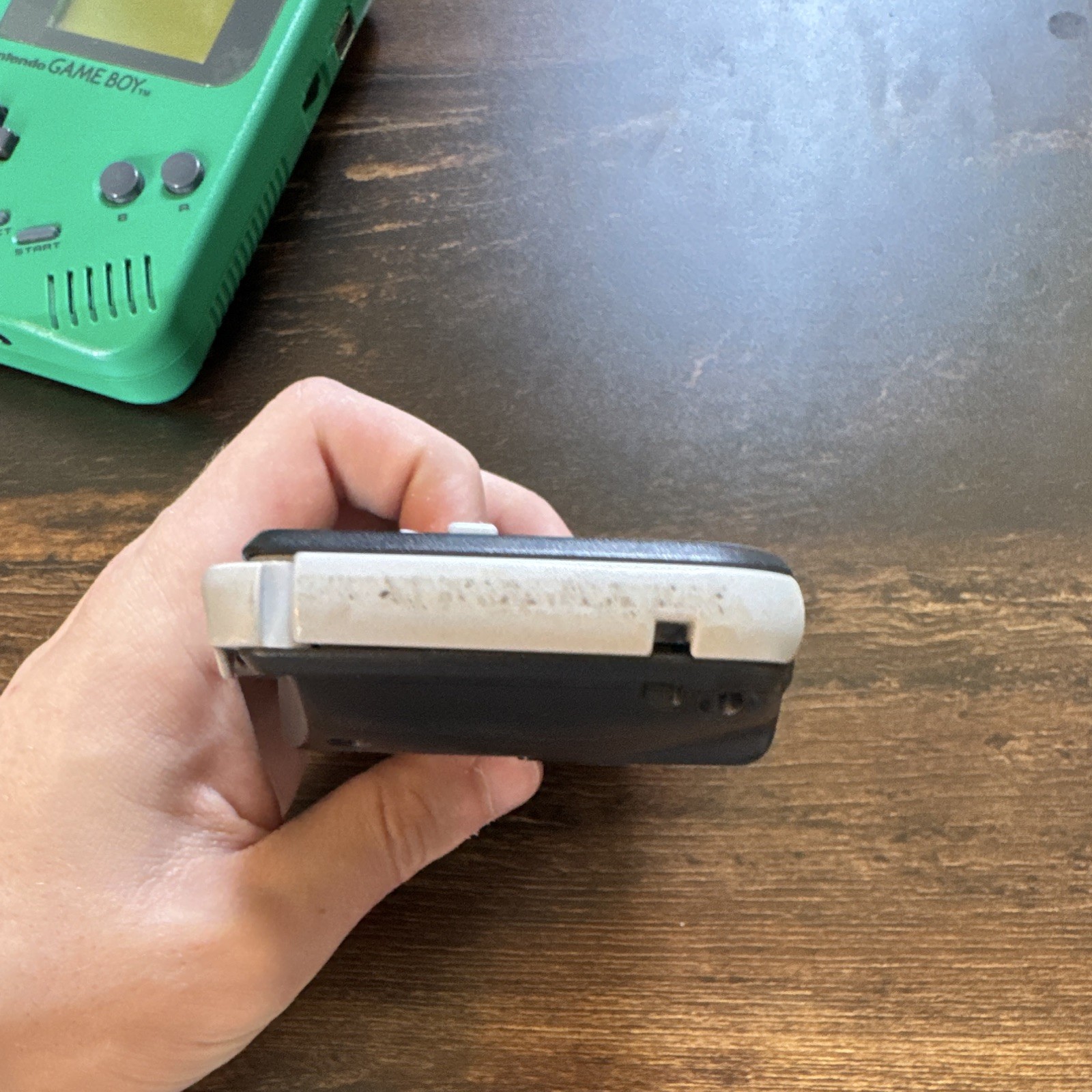 Gameboy Advance with AGS-101 Screen Mod