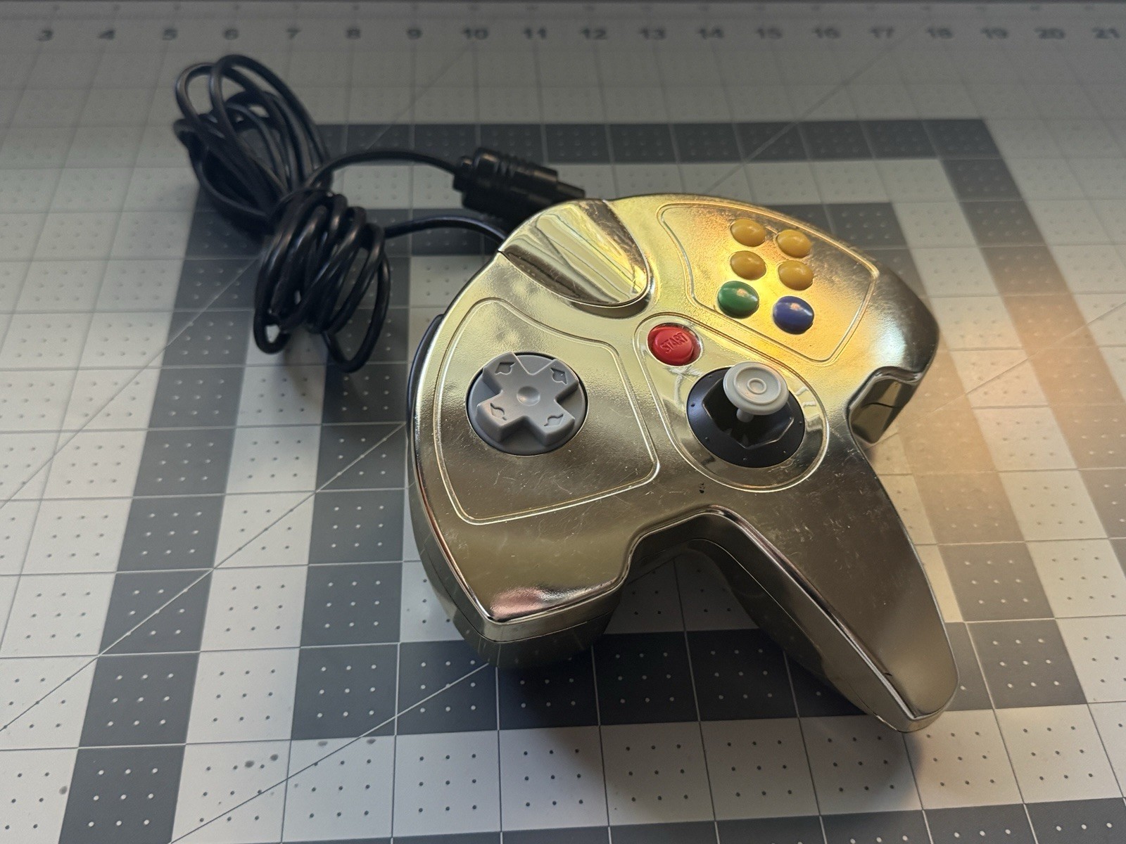 Nintendo 64 Gray Console Bundle w/ 3 Controllers, AV/Power, Multiplayer