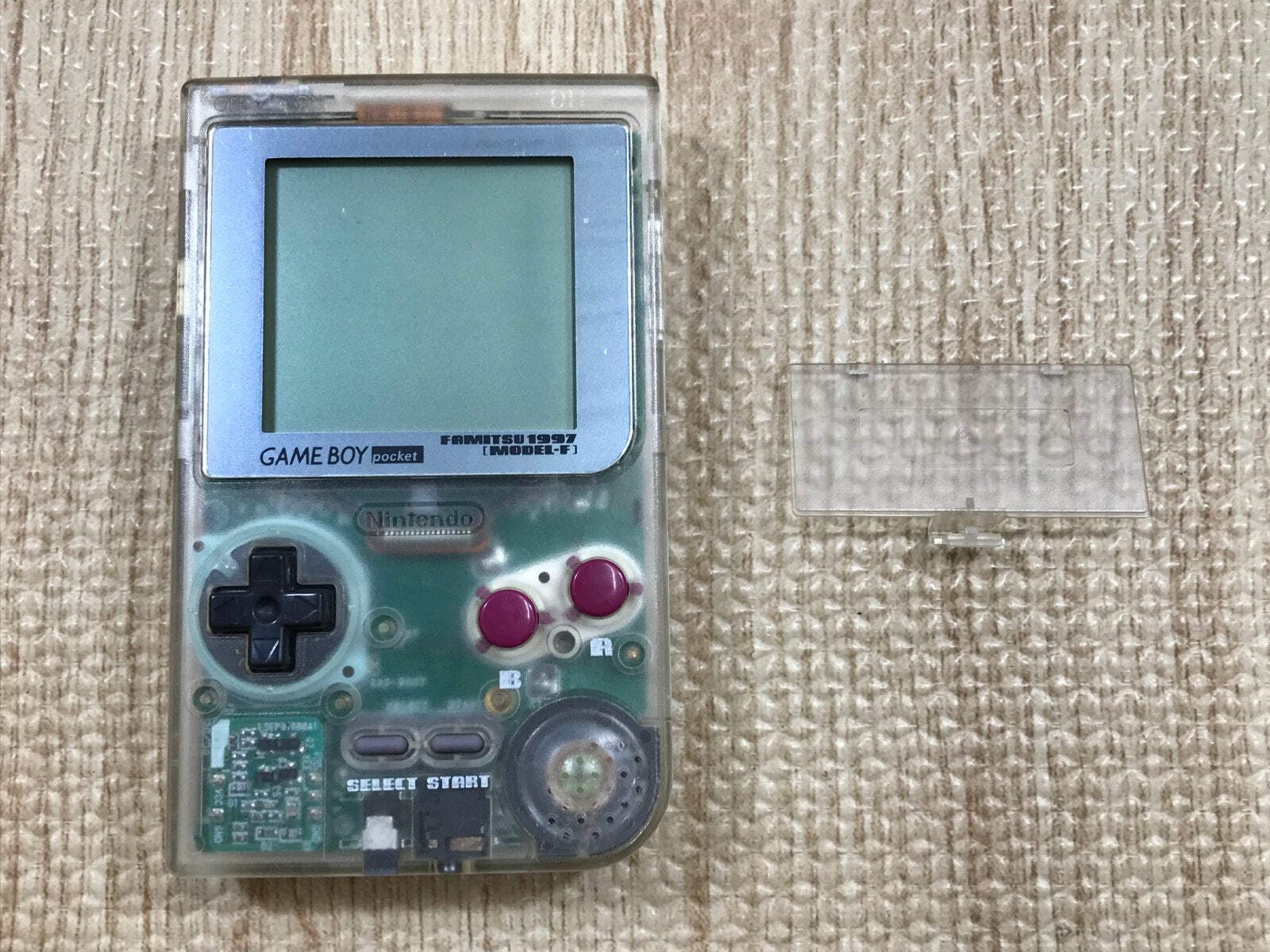 GameBoy Pocket Skeleton Famitsu Model-F Console Japan – Tested Working LH1017