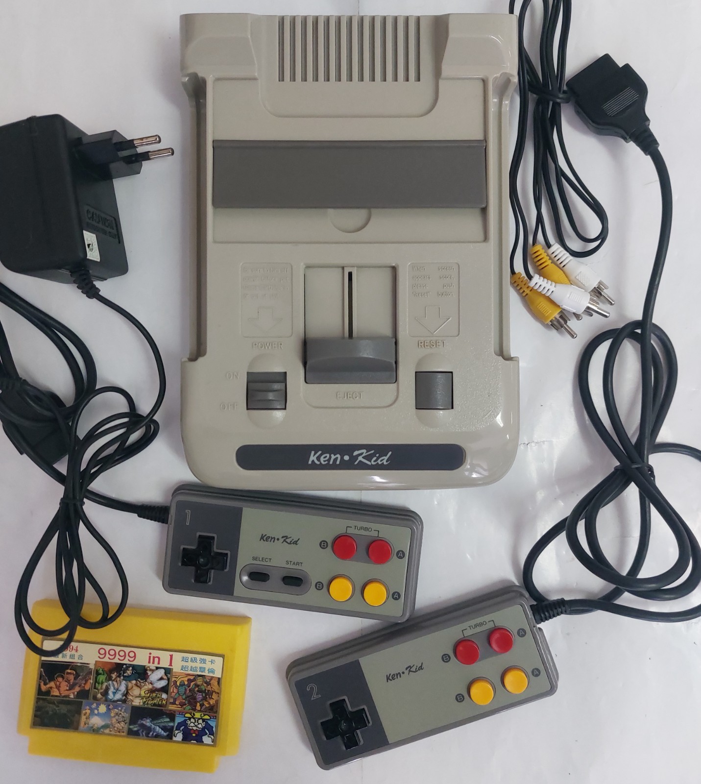 Kenga ken kid video game console from 90’s excellent condition + box, games
