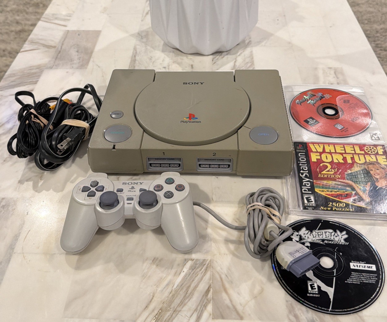 Sony PS1 Console Bundle DualShock OEM Dual Shock Controller + 3 Games