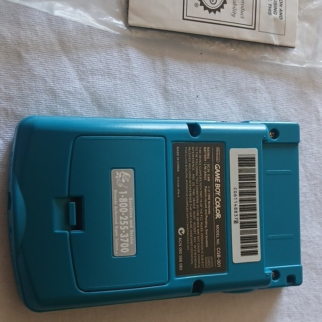 Nintendo Game Boy Color Blue Handheld System CGB-001 Color Screen Headphone