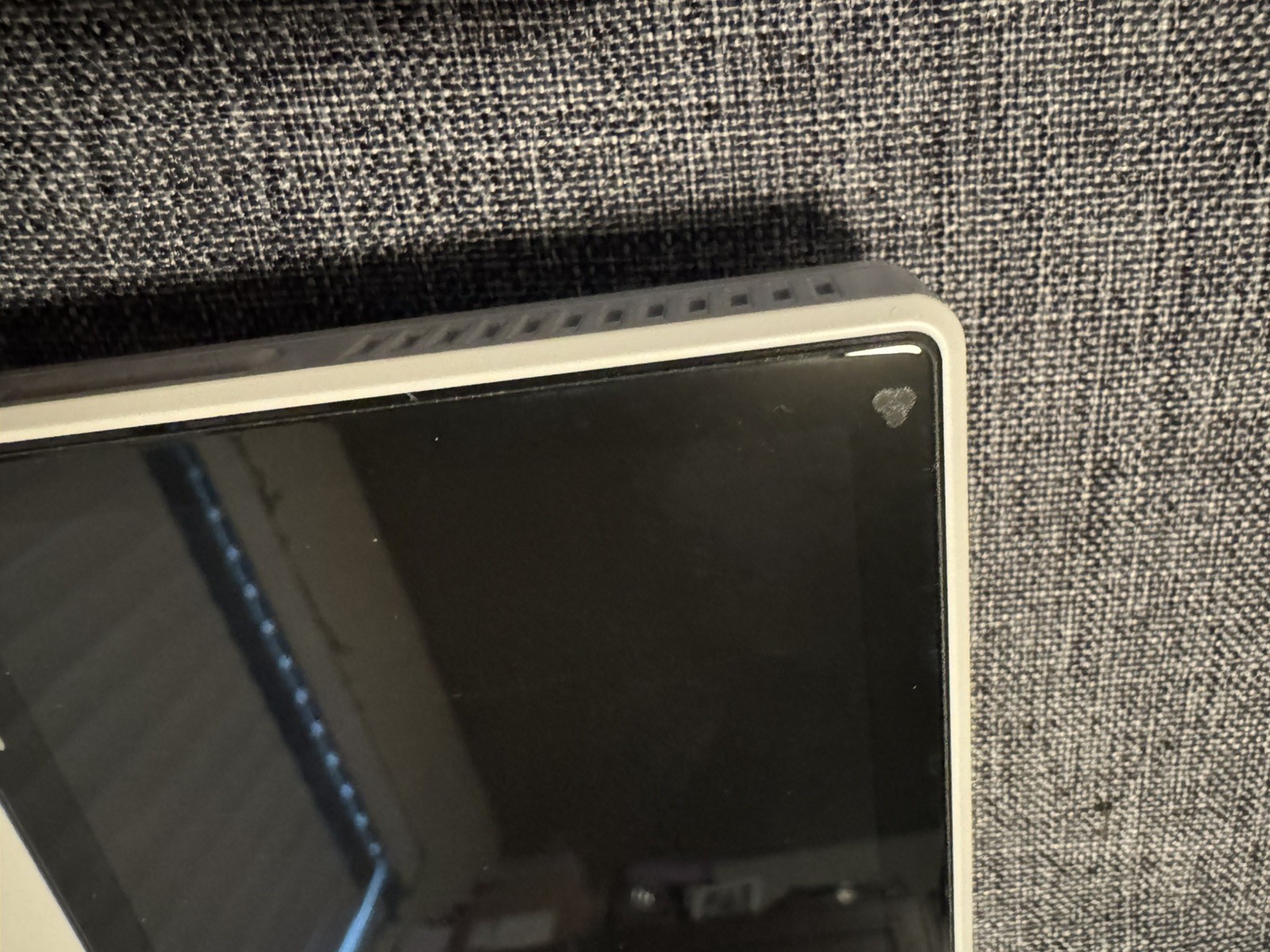 Ayaneo pocket DMG G3x Gen 2 12GB RAM 256GB Milky White