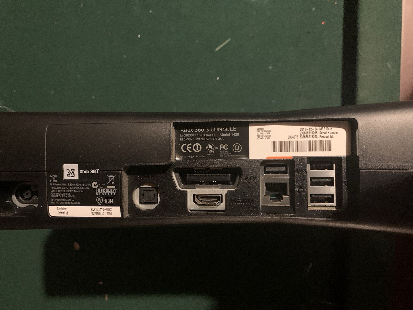 Microsoft Xbox 360 S Gaming Console and Kinect – Black