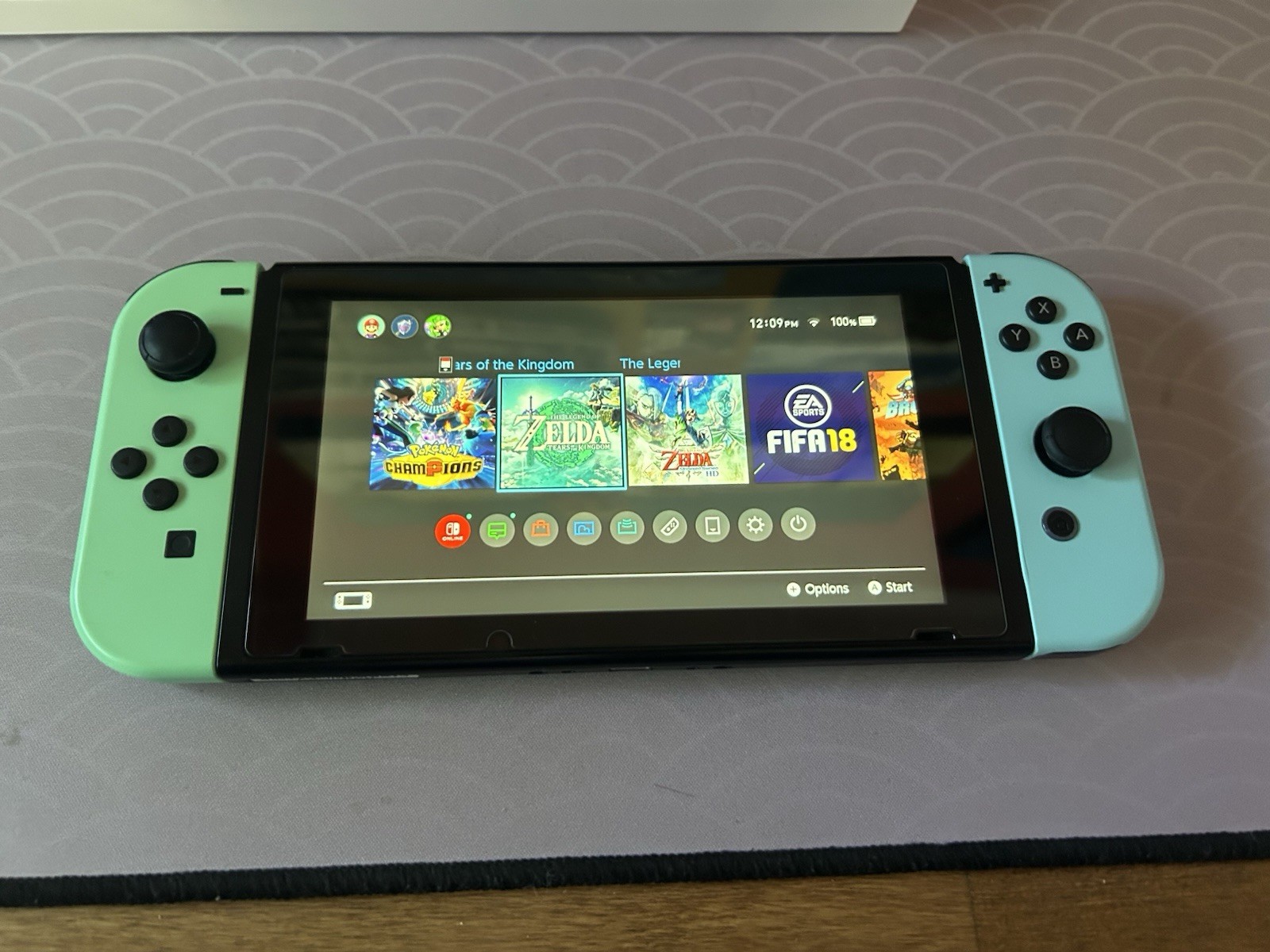 Nintendo Switch Animal Crossing: New Horizons Edition Console Complete in Box