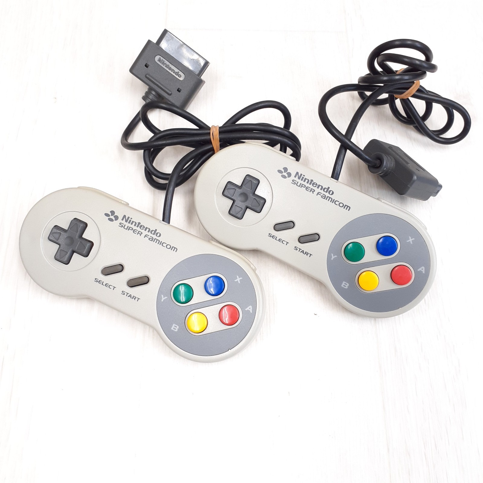 Nintendo Super Famicom Console with box 12 games CIB Japanese SNES SHVC-001