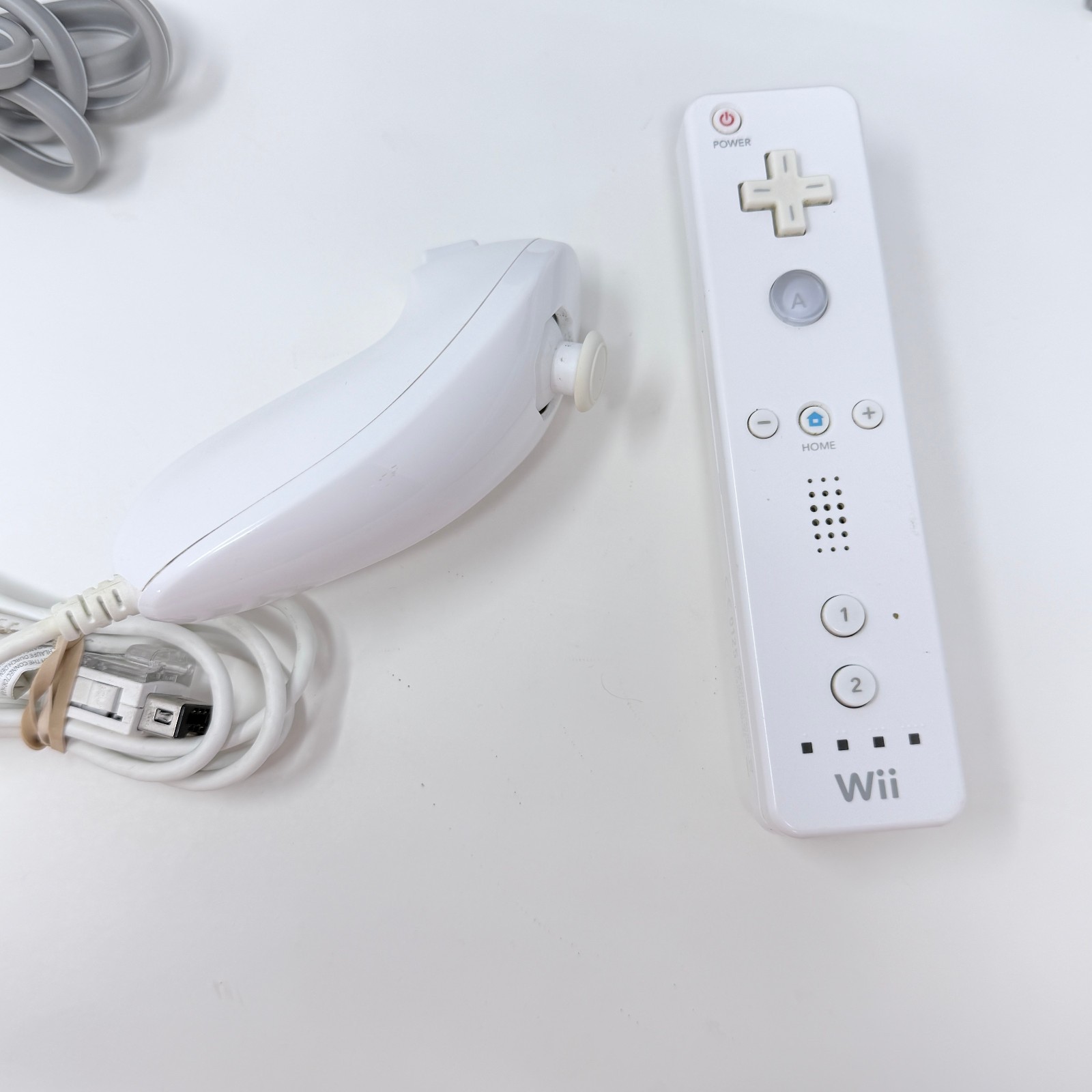 Nintendo OEM Wii Console W/ Wii Sports Game Bundle-Black- TESTED & WORKS