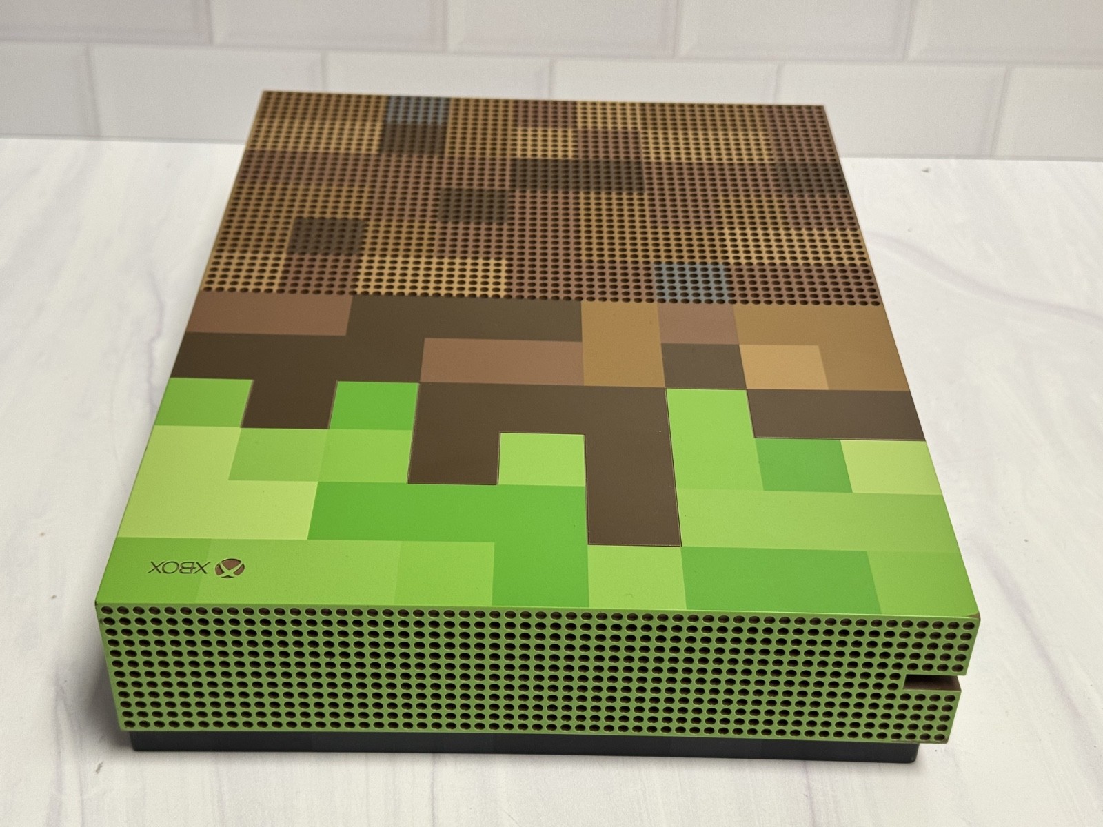 Microsoft Xbox One S 1TB Console Gaming System Minecraft Limited Edition #T8