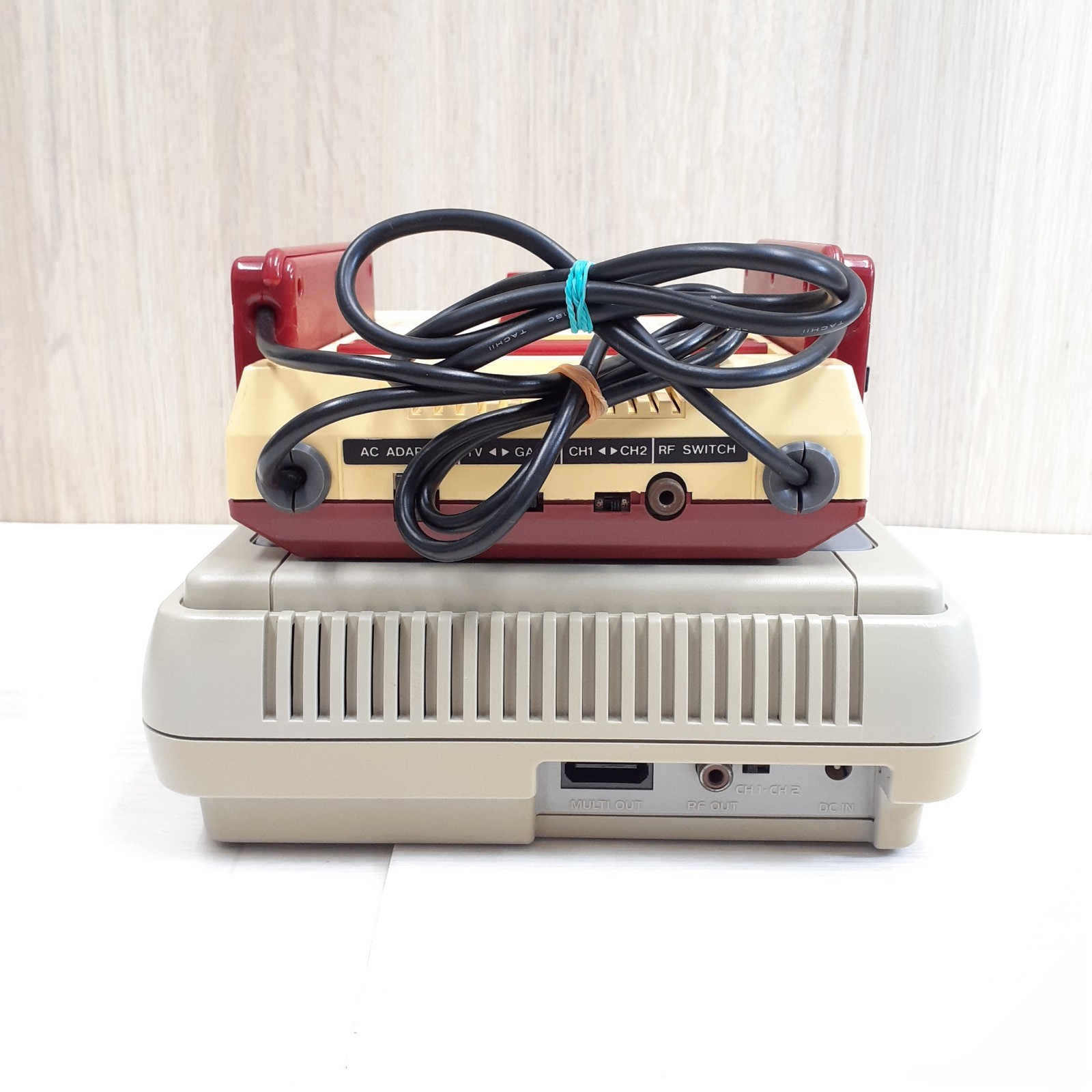 Japanese Super Famicom & Famicom Console SET with 8 Games SNES NES Nintendo